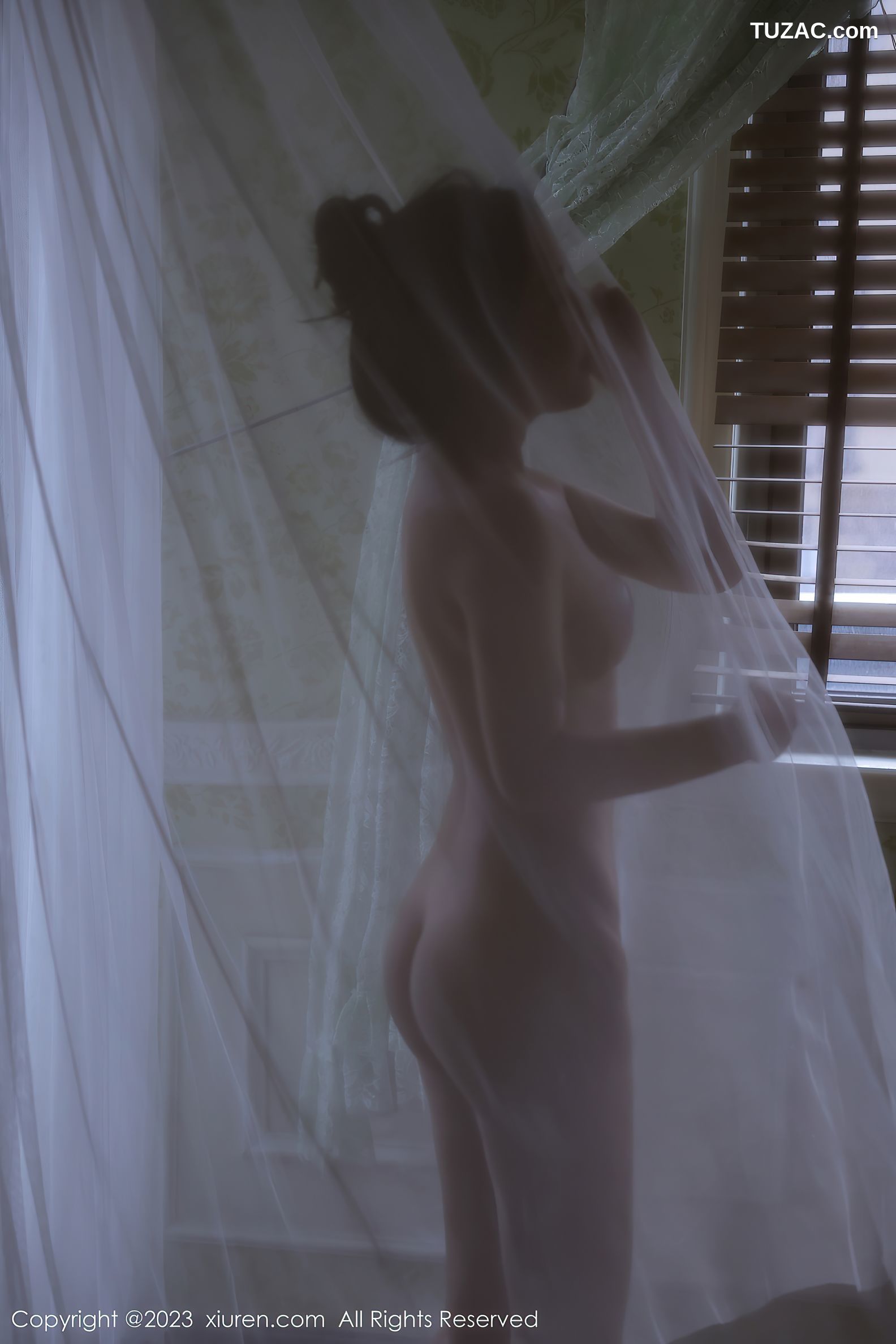 XiuRen秀人网-6601-露露Luncy-万宁旅拍-紫色轻透情趣服饰-2023.04.20