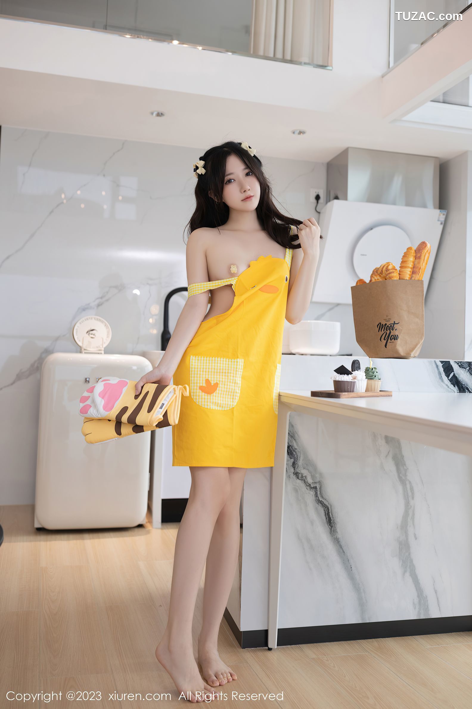 XiuRen秀人网-6615-鱼子酱Fish-黄色真空围裙-白色睡裙-2023.04.21