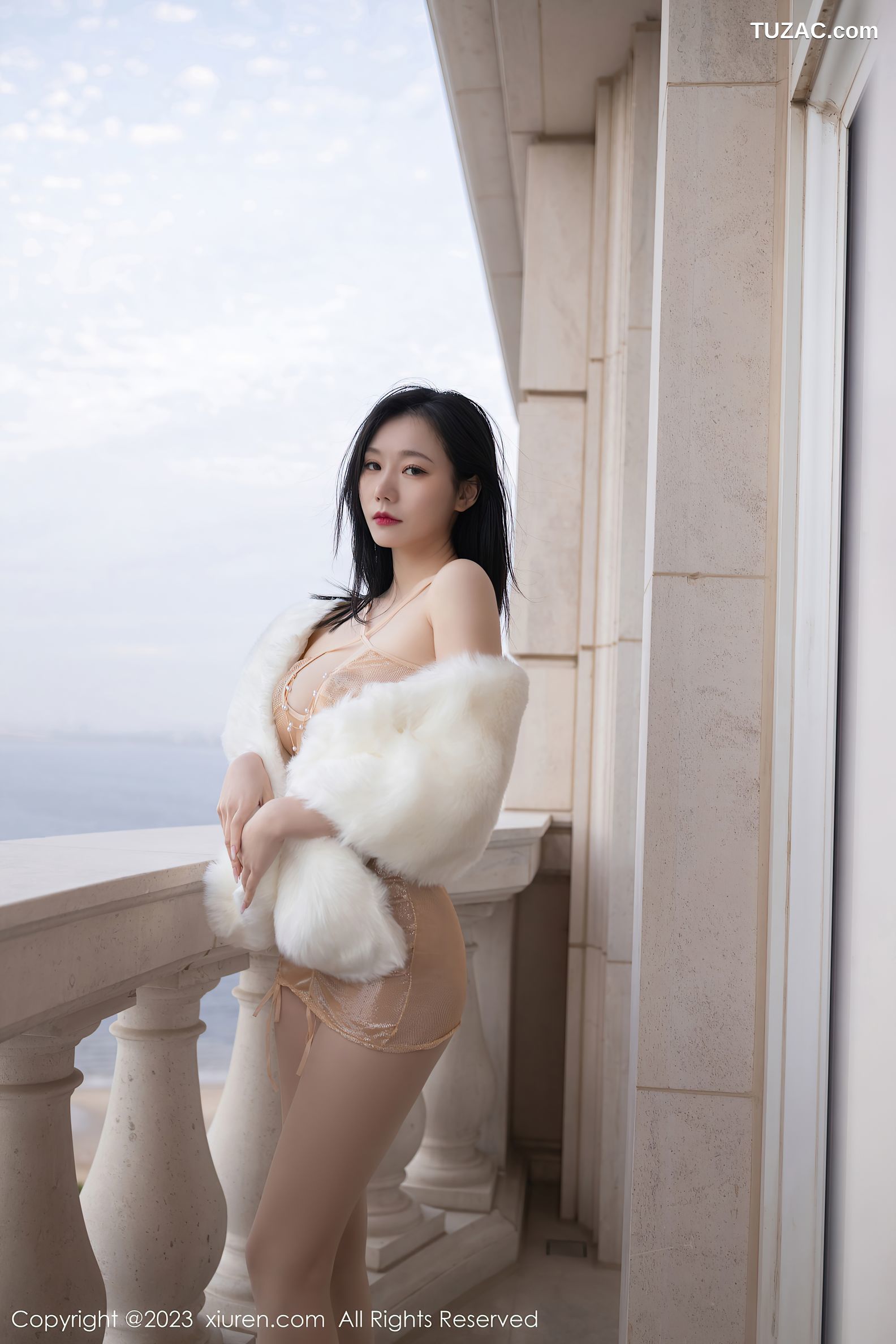XiuRen秀人网-6634-安然Anran-浅暖轻透情趣吊带裙-2023.04.25