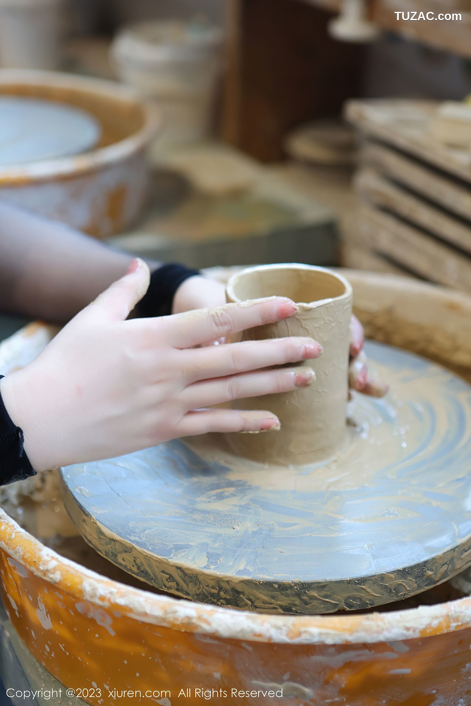 XiuRen秀人网-6647-王婉悠Queen-黑色轻透情趣服豪乳遮点-2023.04.27