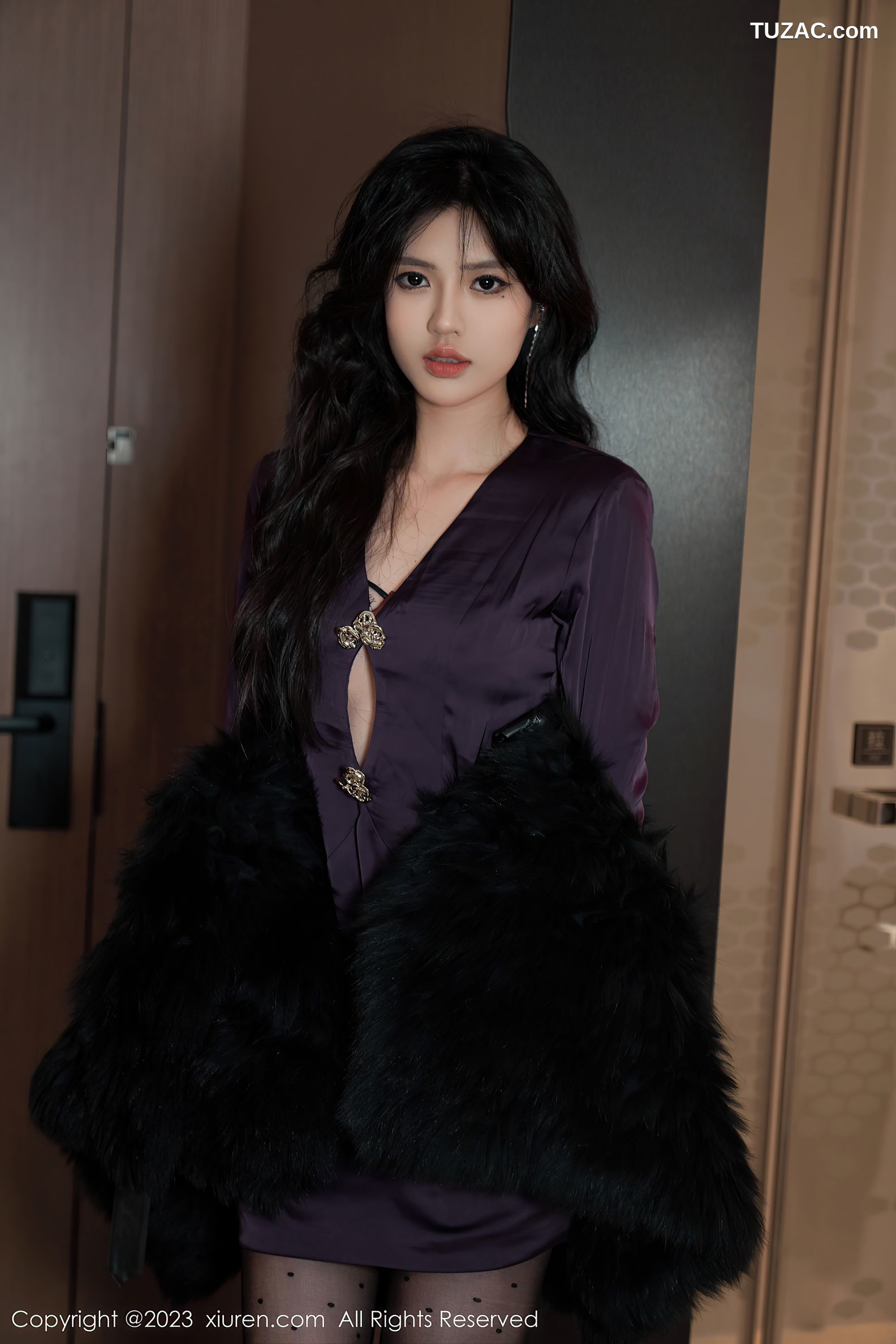 XiuRen秀人网-6649-浅浅Danny-紫色服黑丝裤袜-2023.04.27