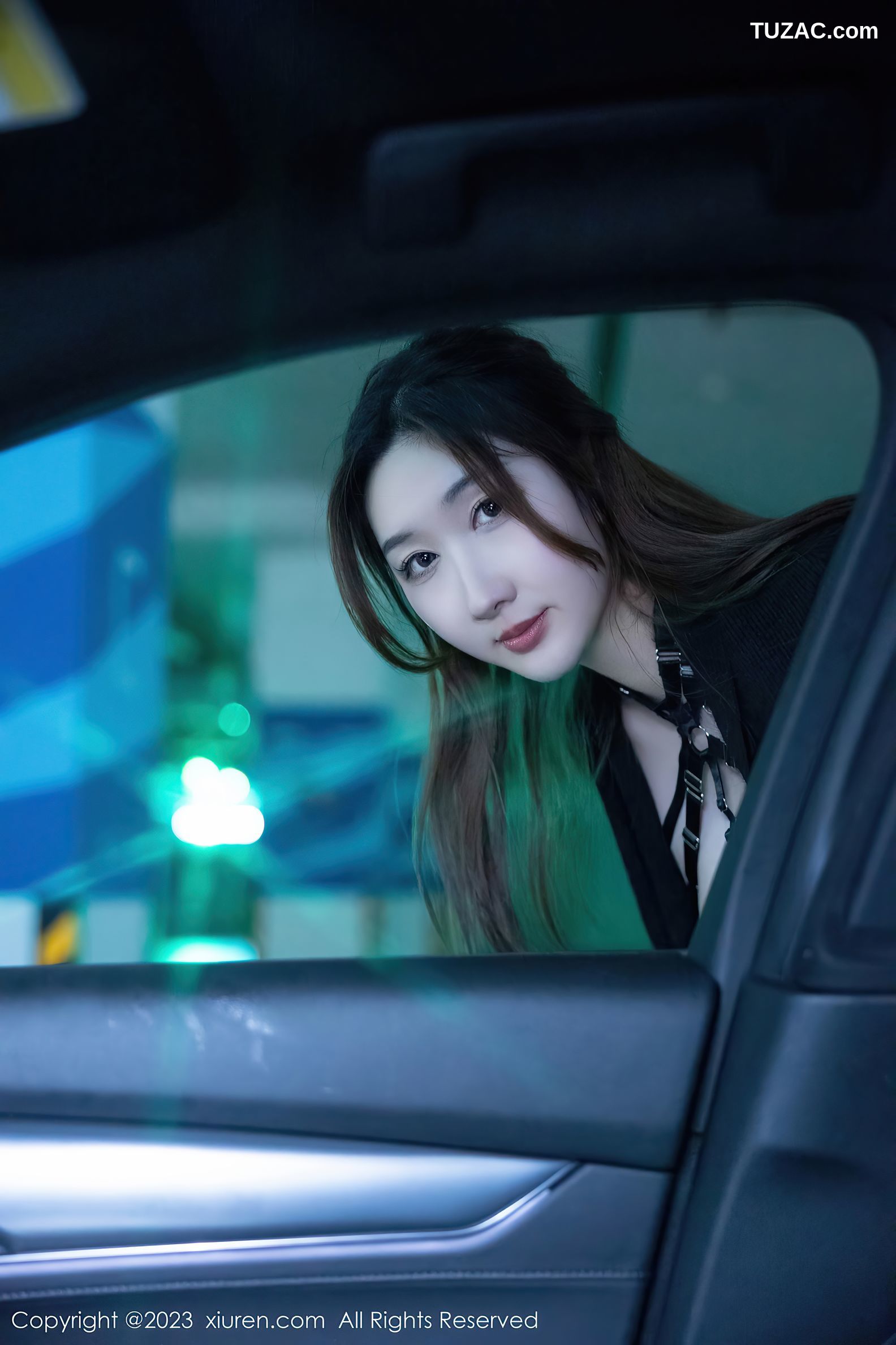 XiuRen秀人网-6650-江真真-黑色薄透情趣内衣黑丝吊带袜-2023.04.27