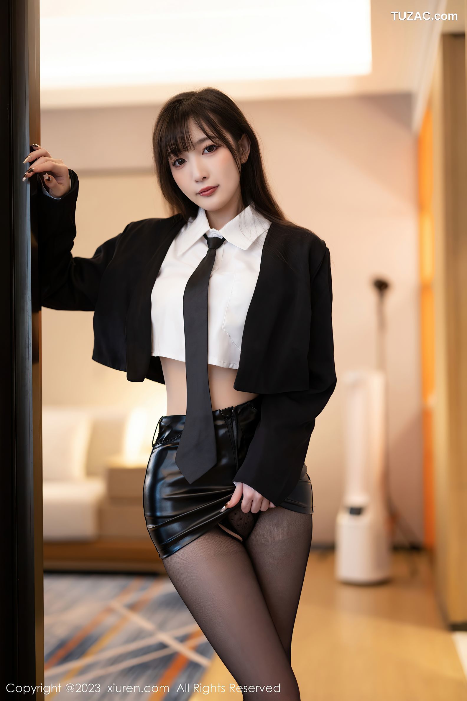 XiuRen秀人网-6651-林星阑-深色衣黑皮短裙-2023.04.27