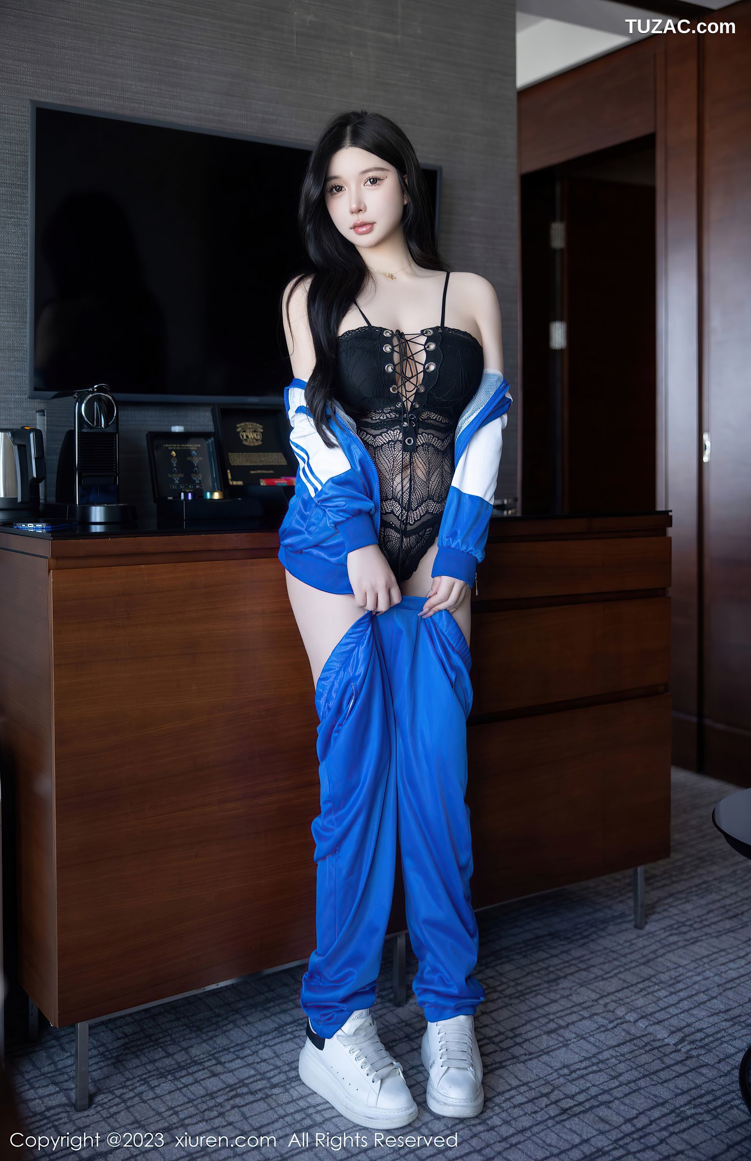 XiuRen秀人网-6660-林珊珊-蓝色运动服黑色情趣内衣-2023.04.28