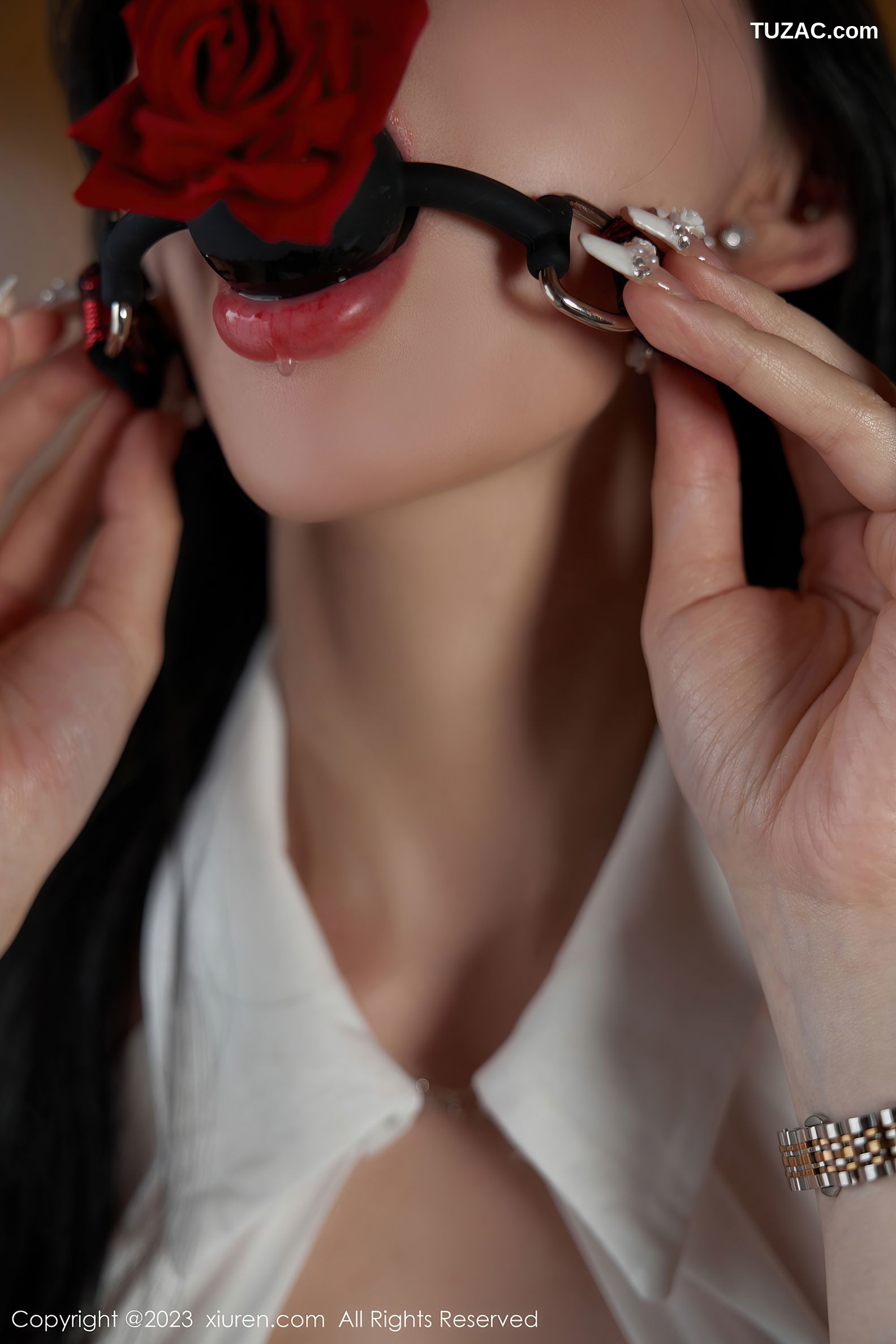 XiuRen秀人网-6665-周于希Sally-黑色蕾丝内衣黑丝吊带袜-2023.04.28