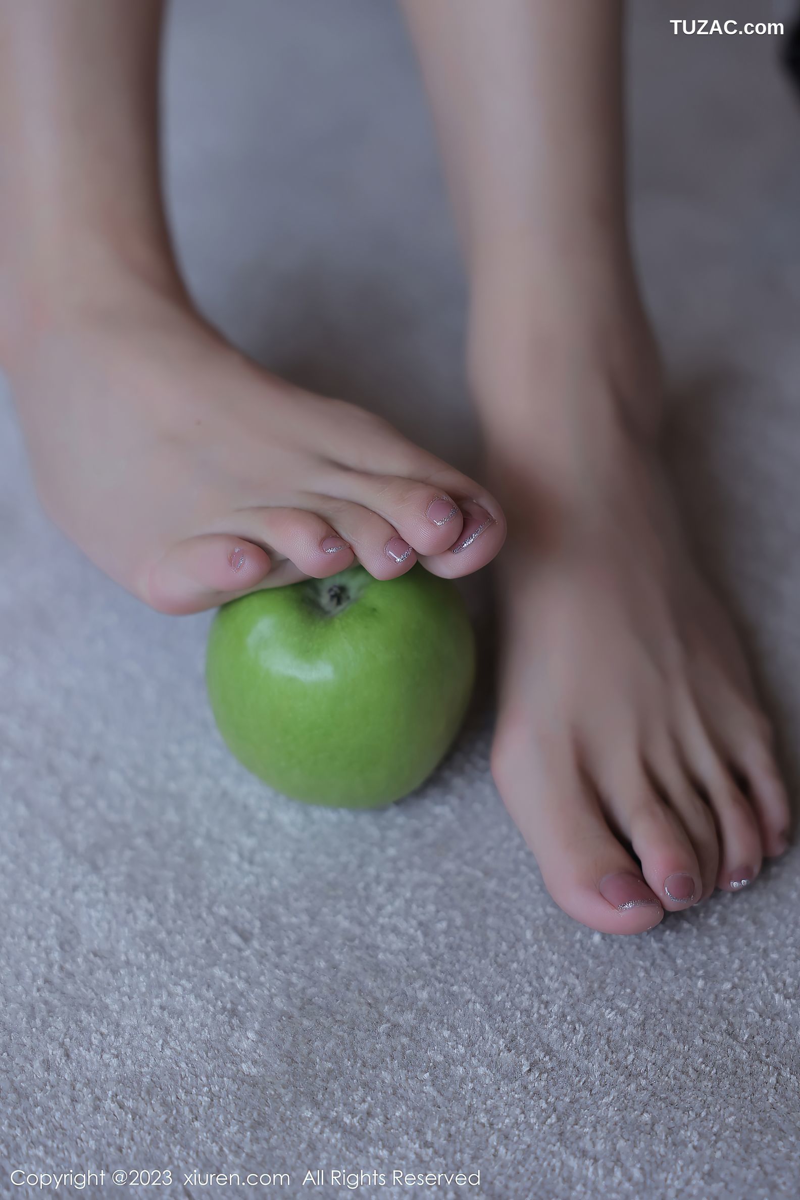 XiuRen秀人网-6675-茜茜Kimi-白T黑短裙白蕾丝内衣-2023.05.05