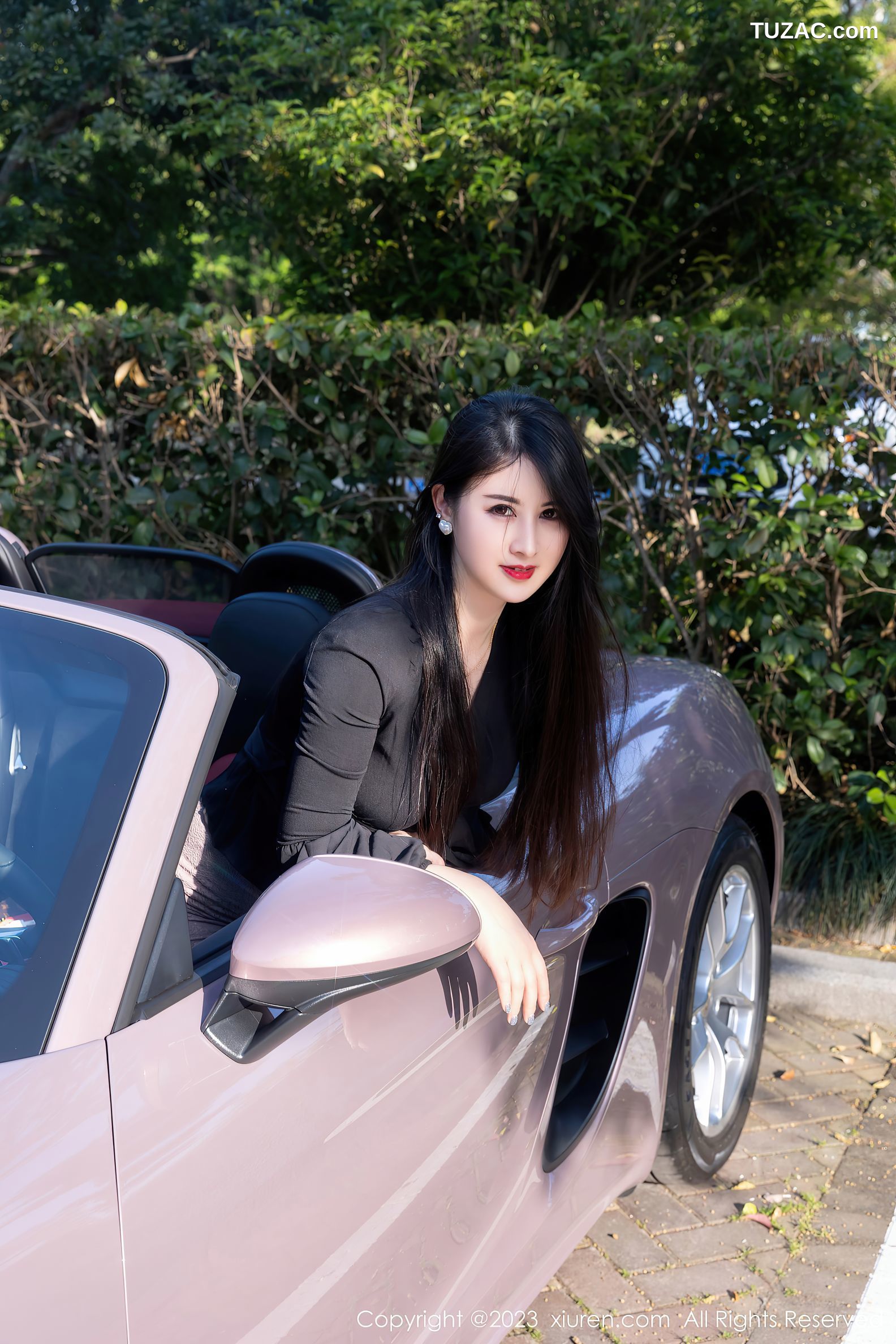 XiuRen秀人网-6676-诗诗kiki-黑色内衣黑丝袜-2023.05.05