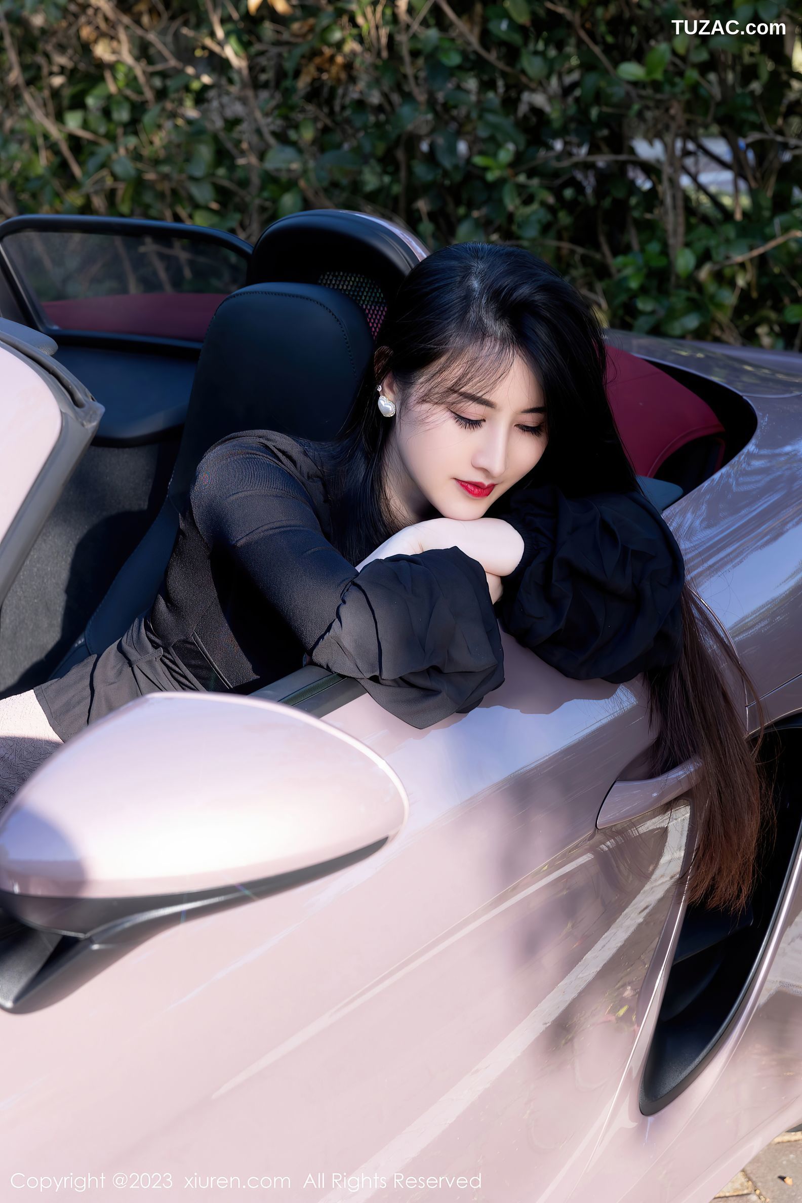 XiuRen秀人网-6676-诗诗kiki-黑色内衣黑丝袜-2023.05.05