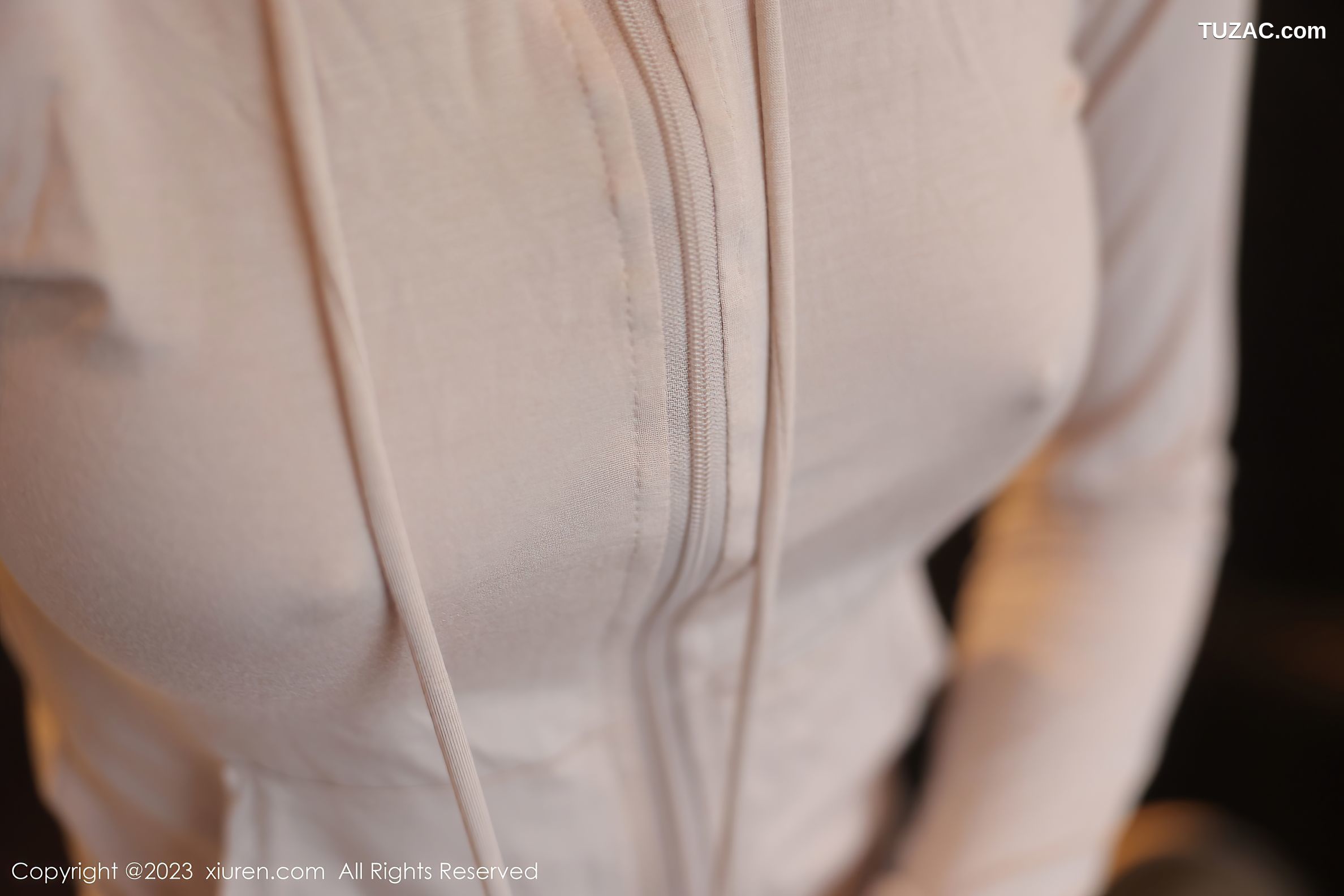 XiuRen秀人网-6683-幼幼-健身房场景性感浅色运动服饰-2023.05.05