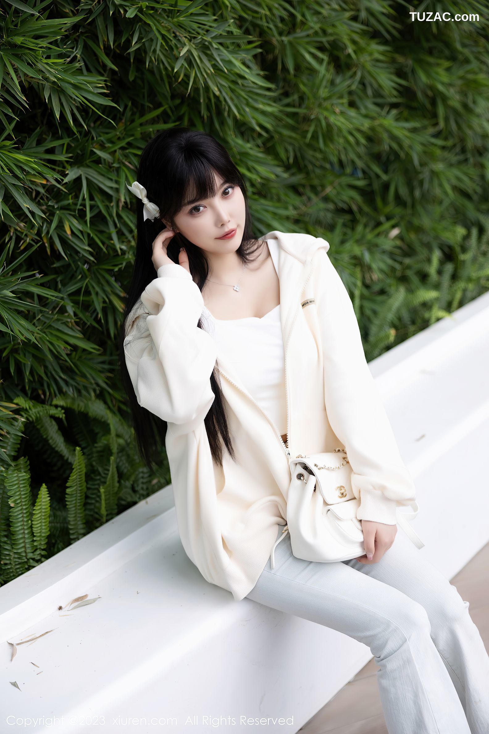 XiuRen秀人网-6707-杨晨晨Yome-浅色内衣超薄肉丝-2023.05.09