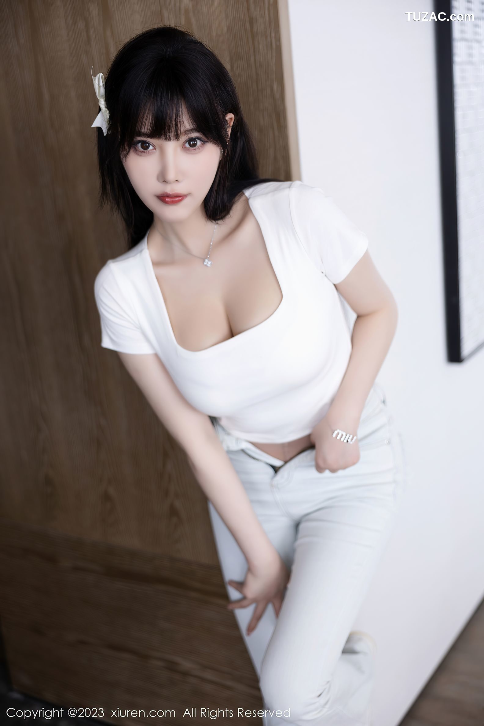 XiuRen秀人网-6707-杨晨晨Yome-浅色内衣超薄肉丝-2023.05.09