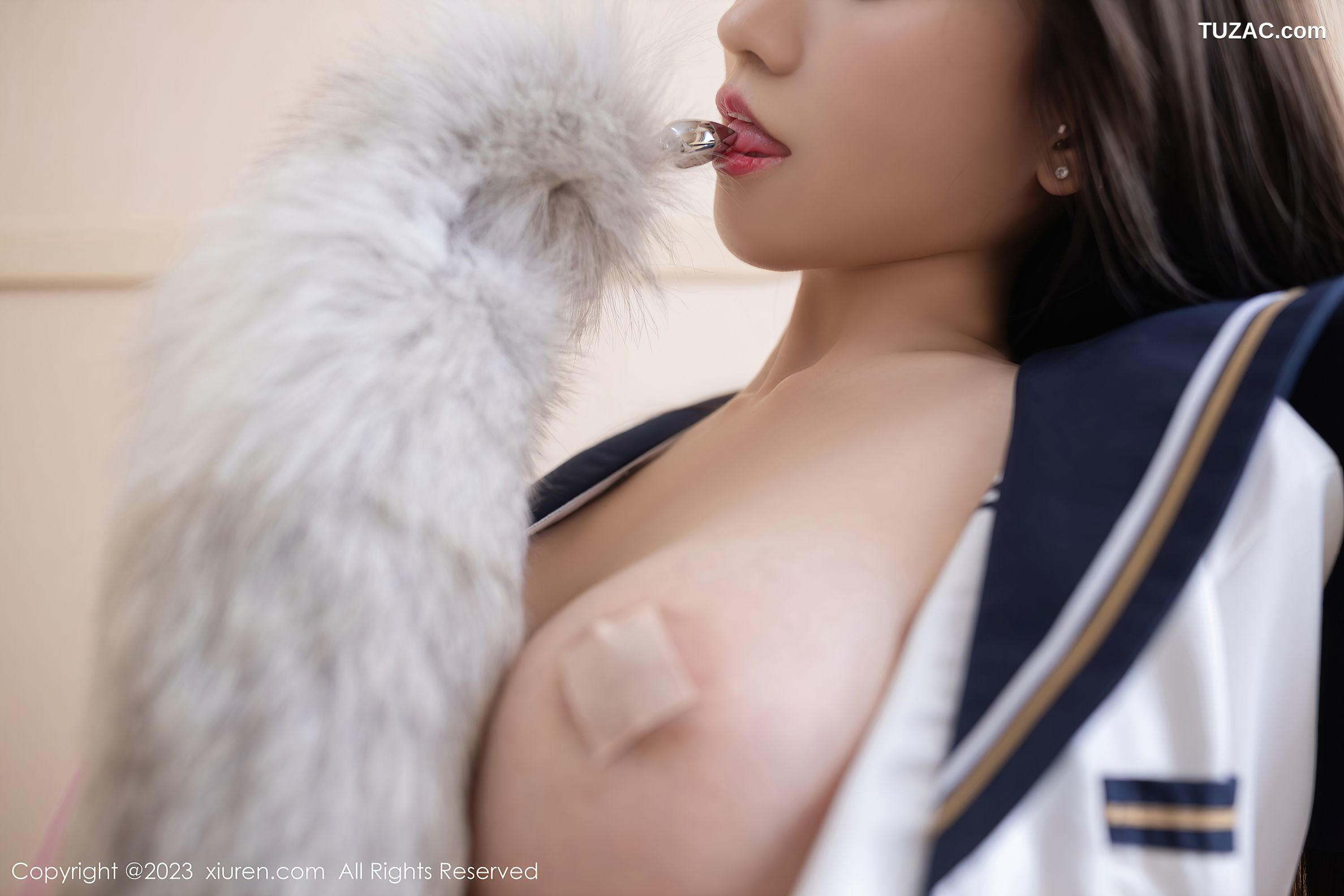 XiuRen秀人网-6709-杏子Yada-性感白色学妹制服-2023.05.10