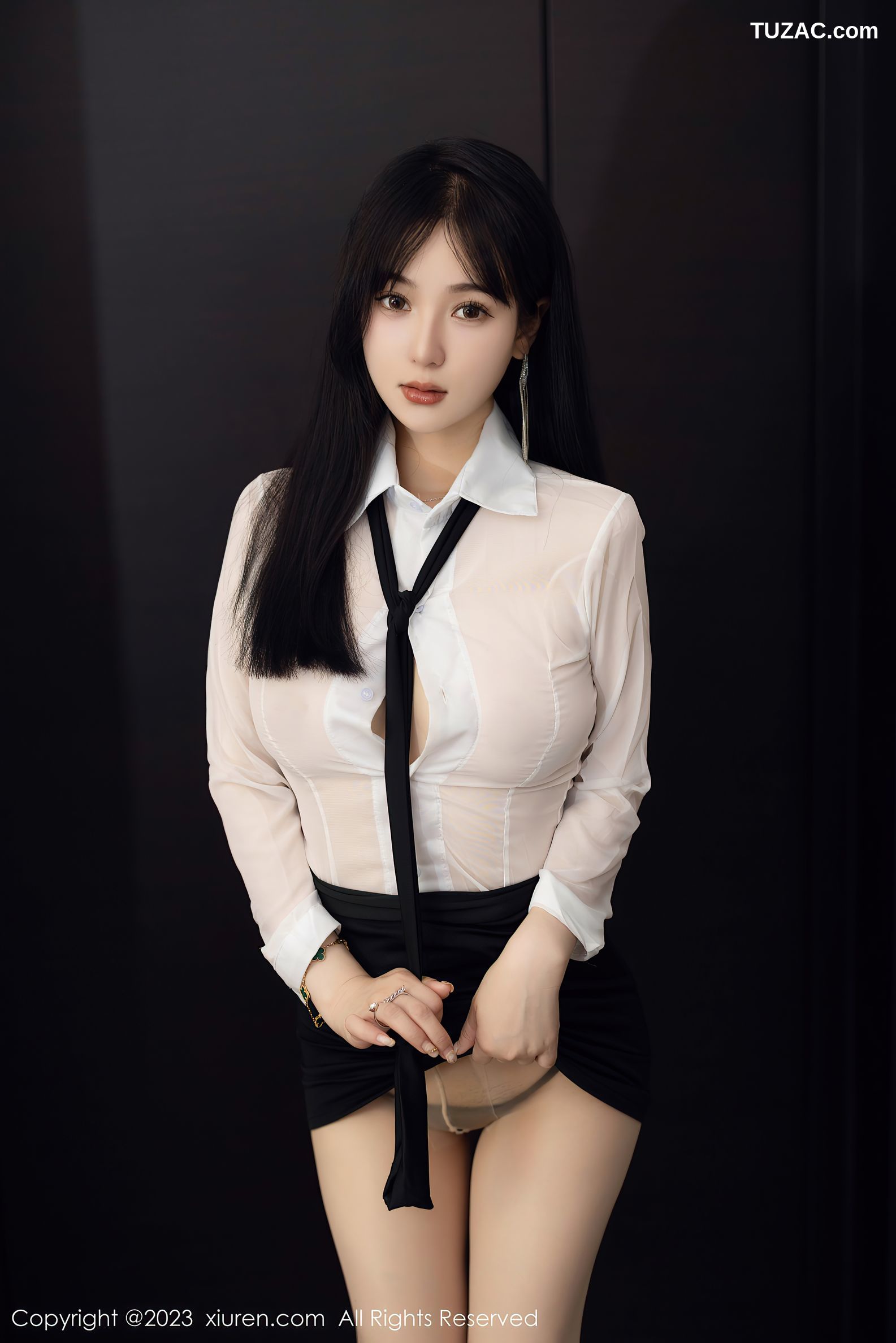 XiuRen秀人网-6710-柚琪Rich-白色轻透衣黑短裙-2023.05.10