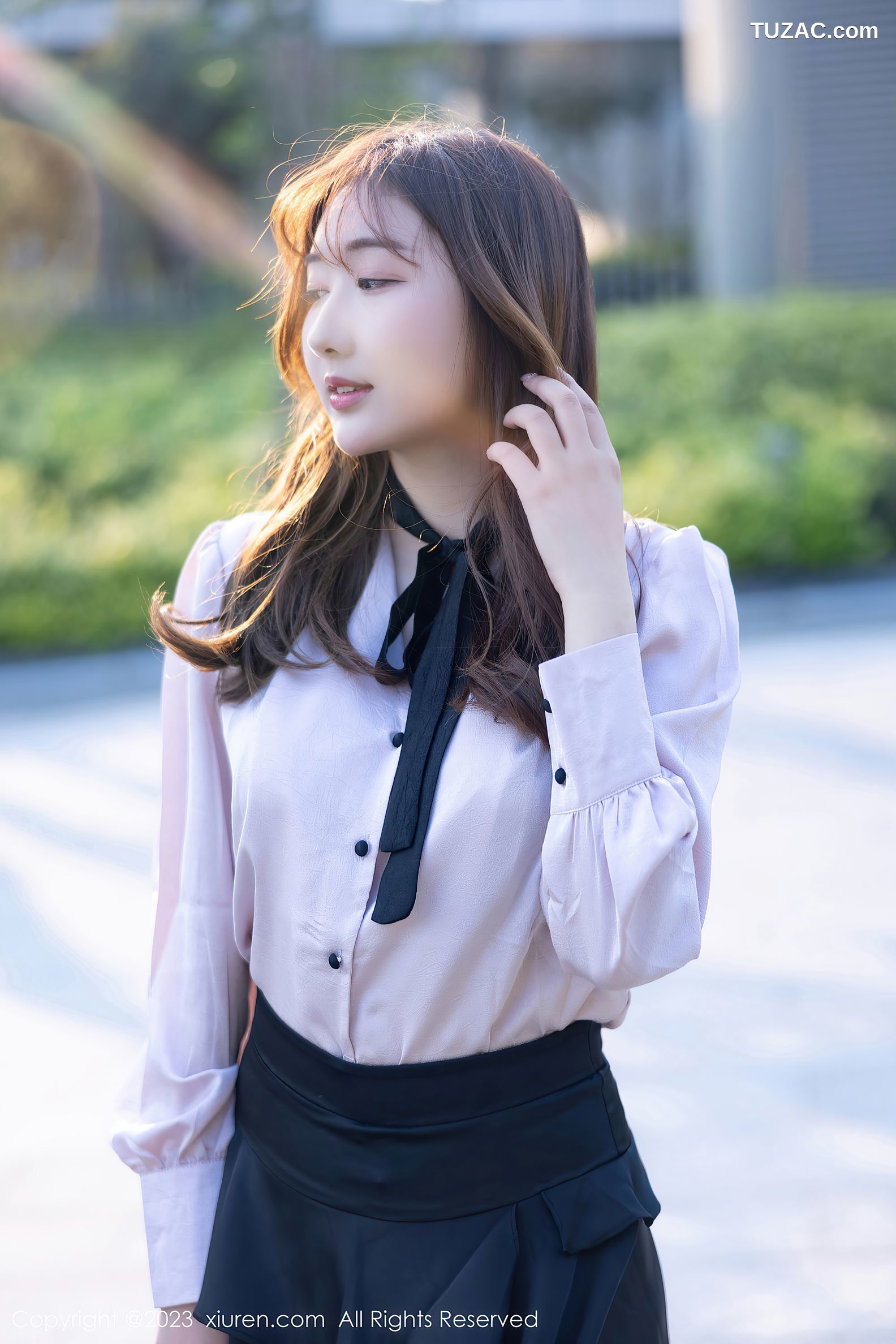 XiuRen秀人网-6721-江真-淡粉色T恤黑短裙黑色轻透内衣-2023.05.11