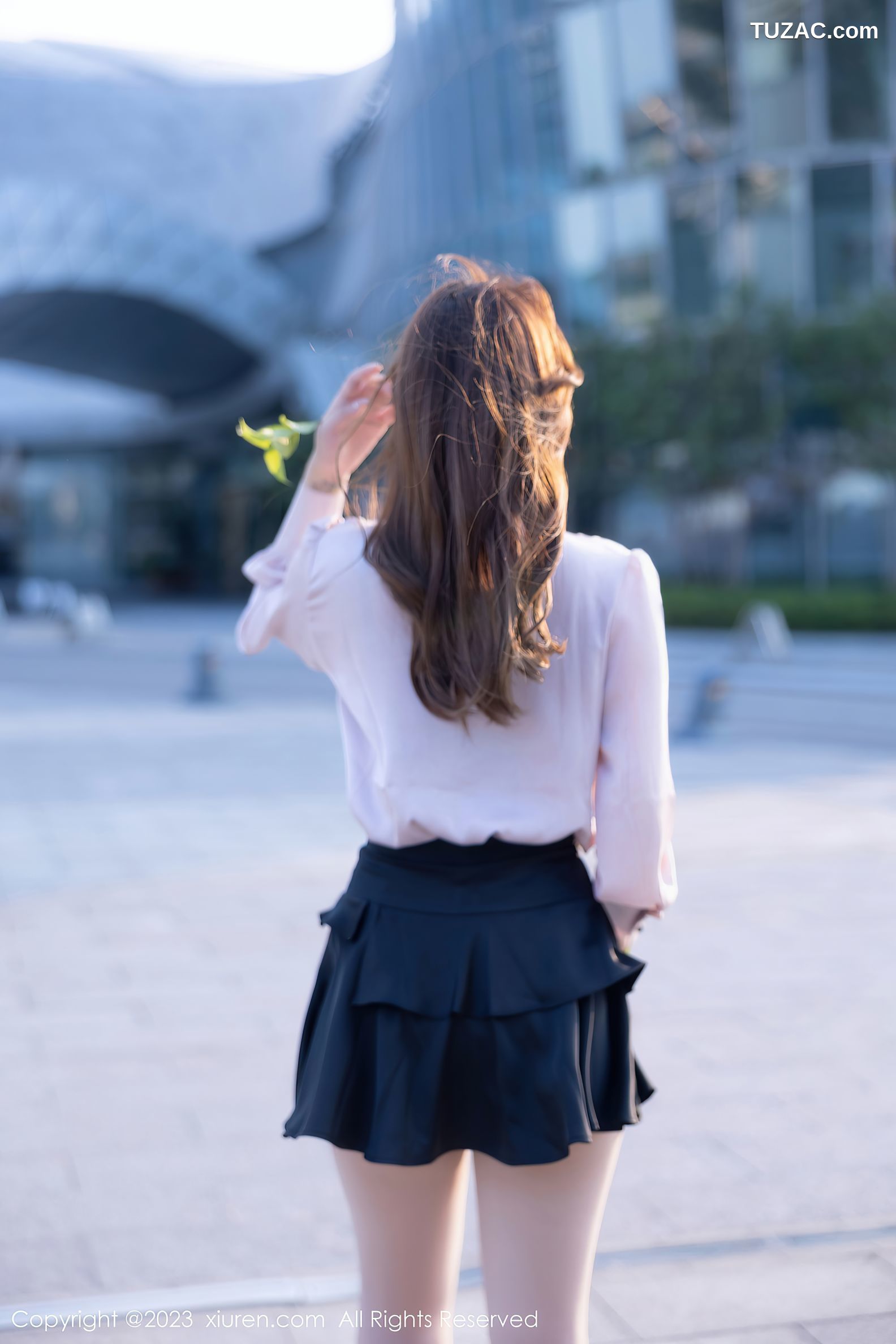 XiuRen秀人网-6721-江真-淡粉色T恤黑短裙黑色轻透内衣-2023.05.11