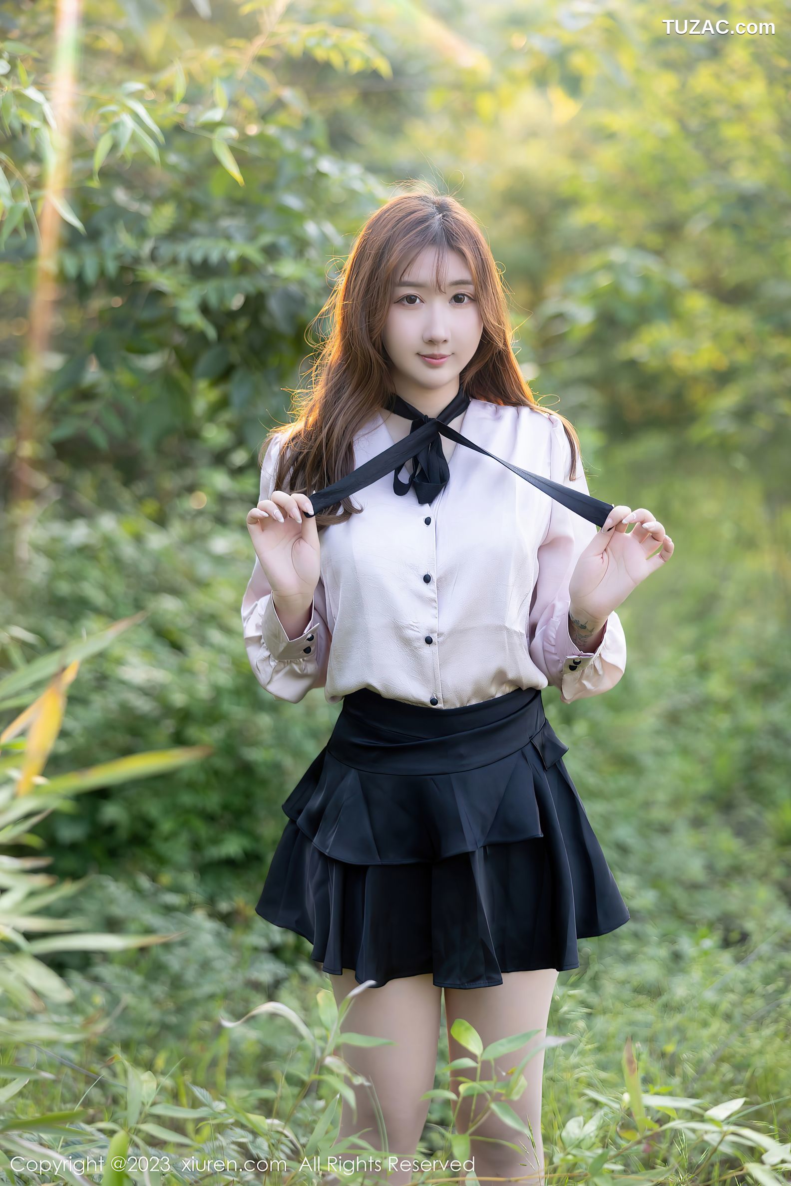 XiuRen秀人网-6721-江真-淡粉色T恤黑短裙黑色轻透内衣-2023.05.11