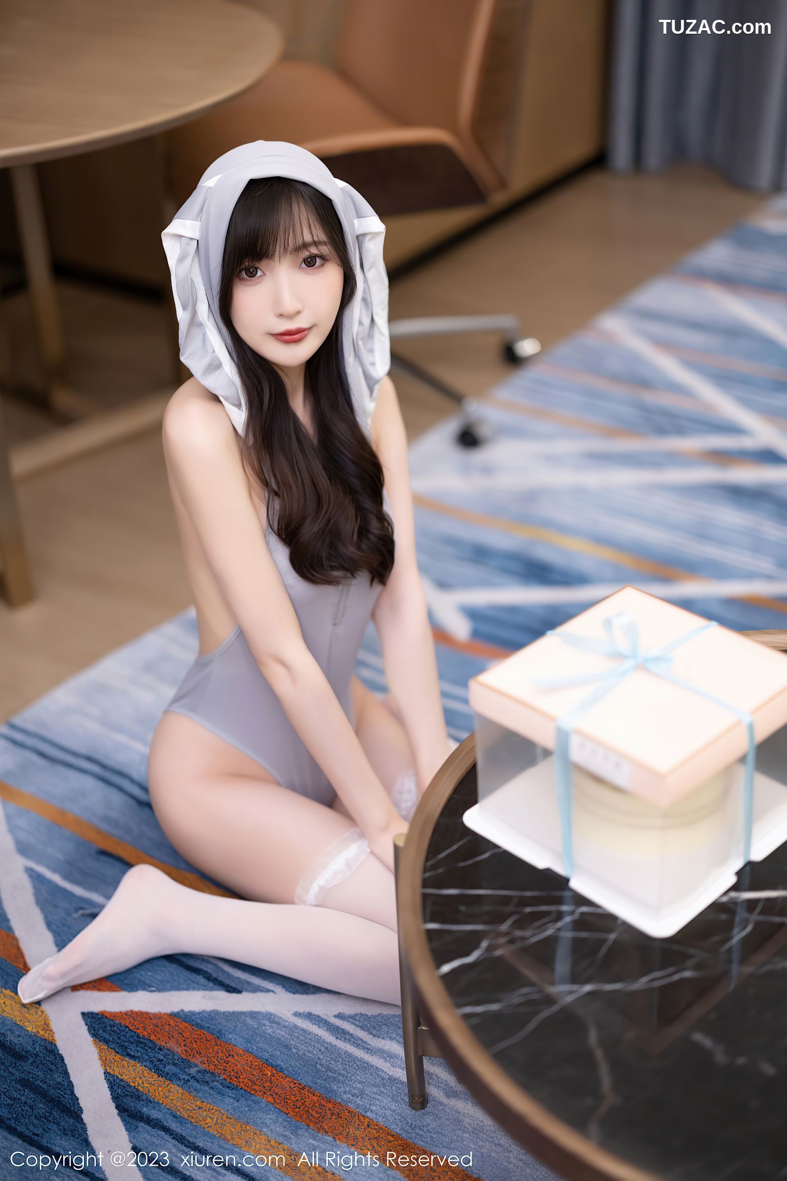 XiuRen秀人网-6762-林星阑-灰色高开叉连体衣白丝袜-2023.05.18