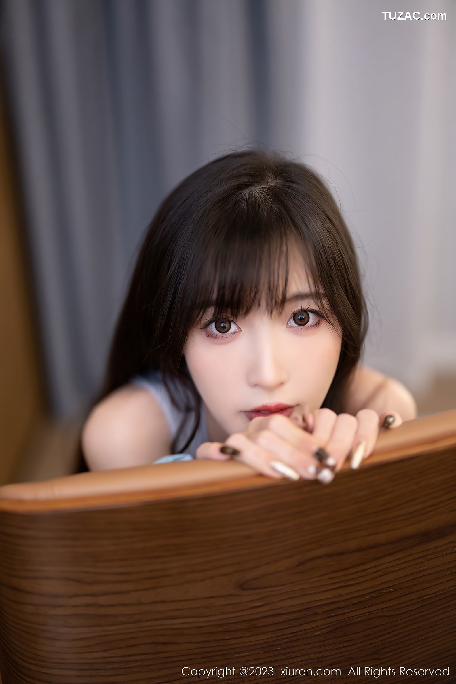 XiuRen秀人网-6762-林星阑-灰色高开叉连体衣白丝袜-2023.05.18