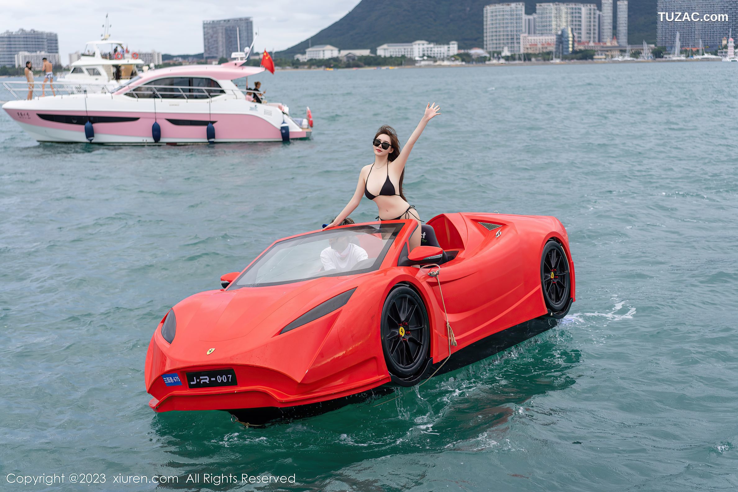 XiuRen秀人网-6769-Carol周妍希-灰色连衣裙-黑色连衣短裙-2023.05.19