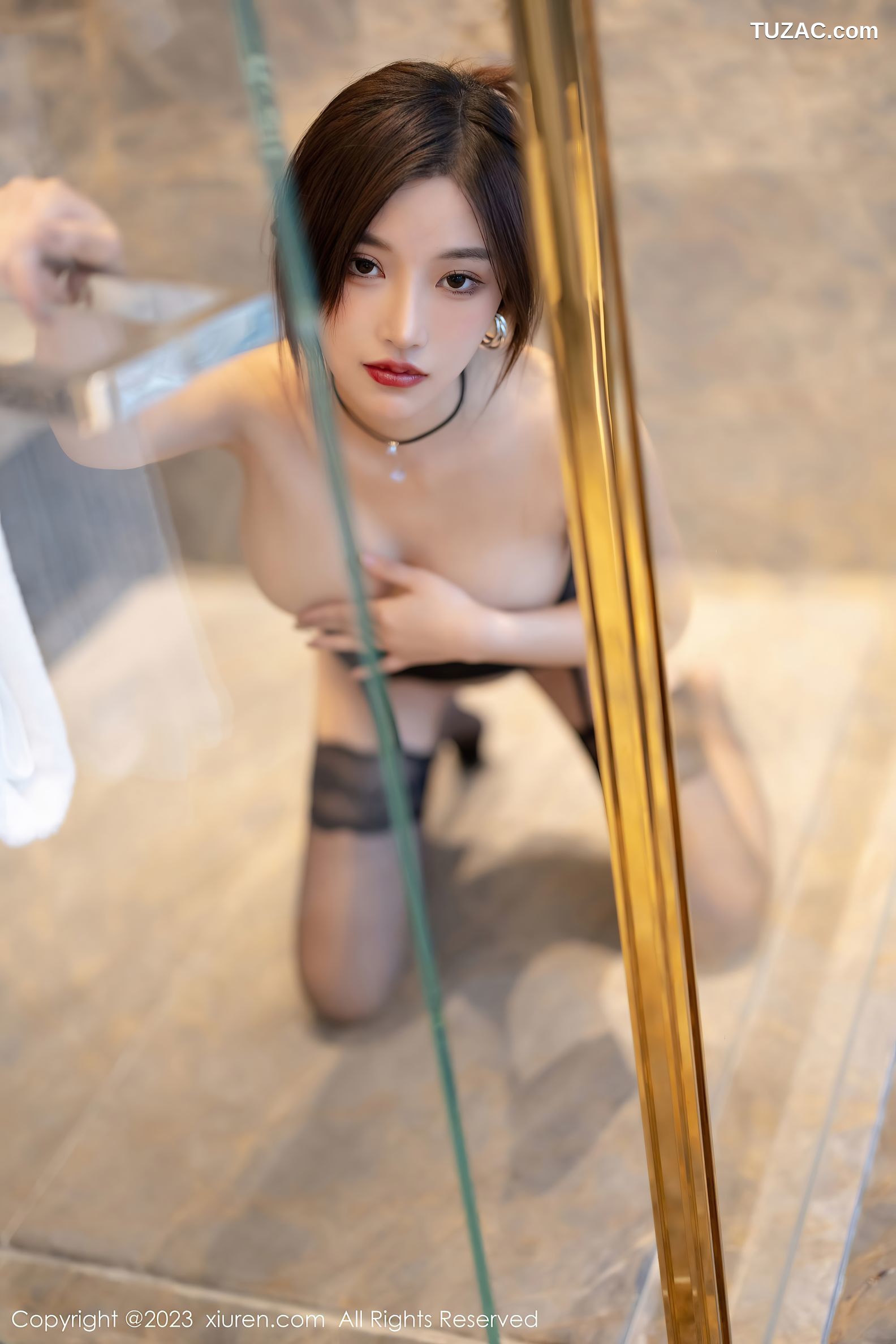 XiuRen秀人网-6779-妙可可Cheese-黑色吊带皮裙黑丝吊带袜-2023.05.22