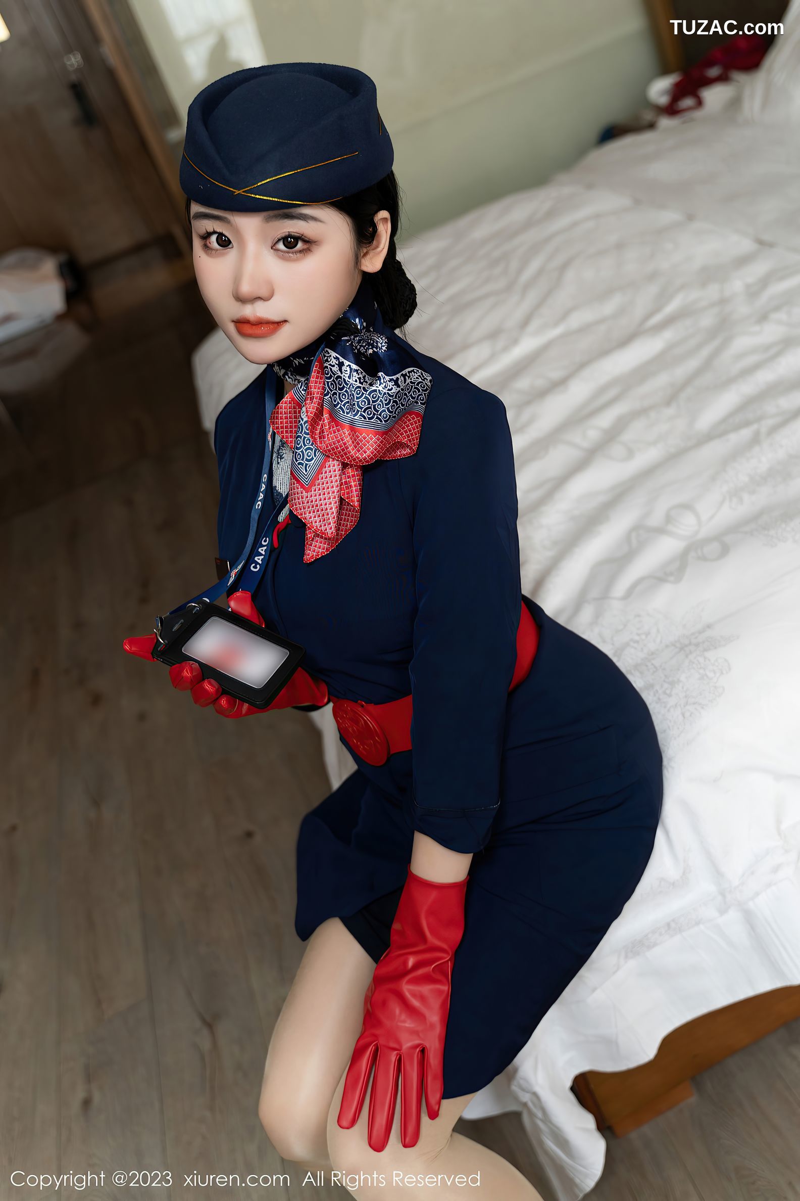 XiuRen秀人网-6790-汐汐爱吃草莓-性感空姐制服黑色内衣-2023.05.24