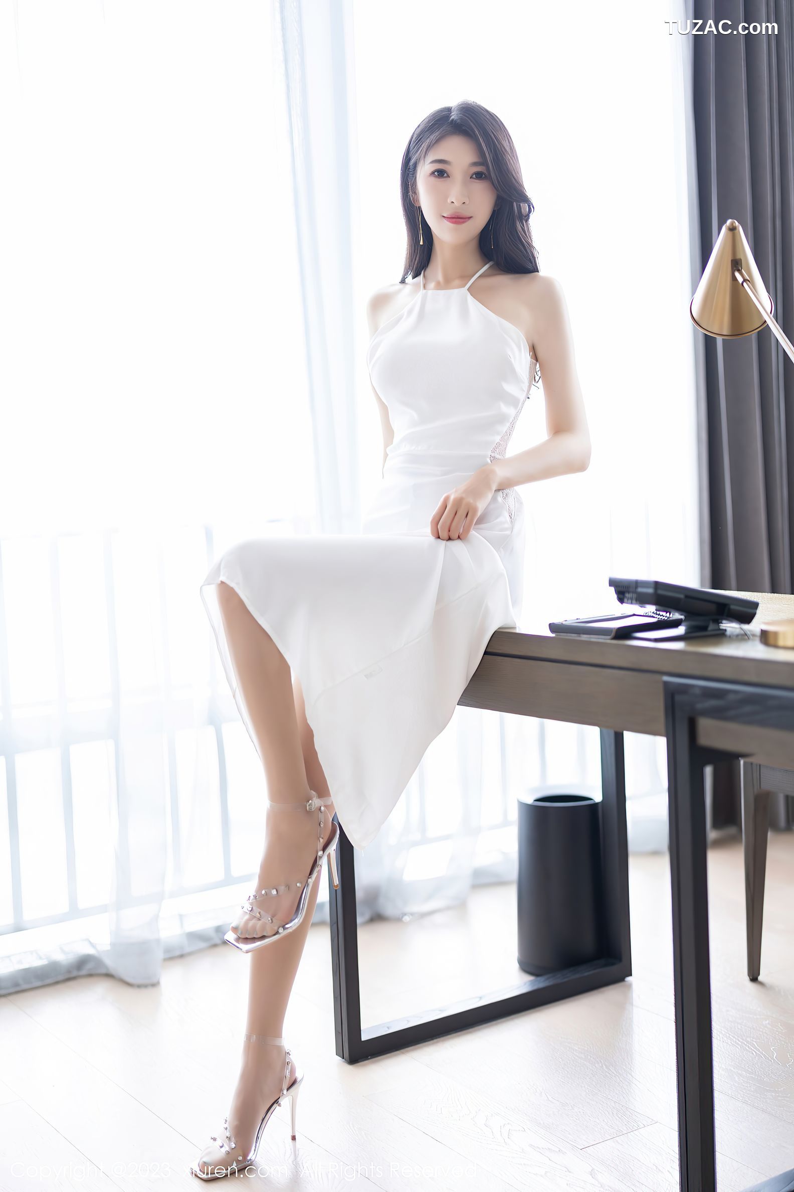 XiuRen秀人网-6817-林乐一-白色露肩连衣裙网链内衣-2023.05.29