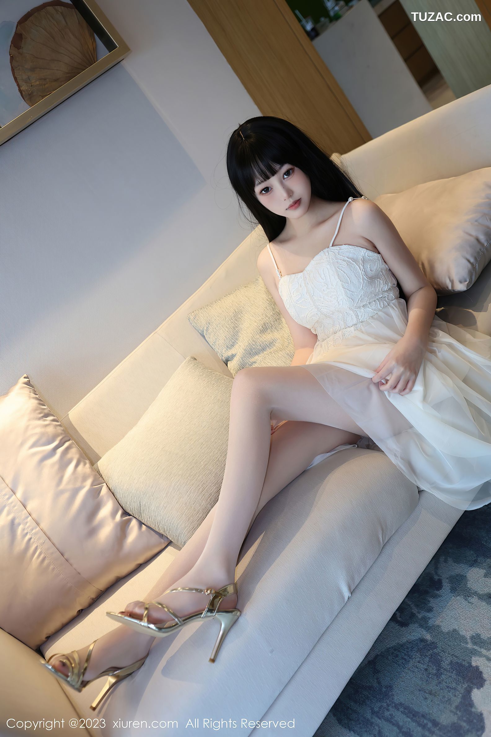 XiuRen秀人网-6828-早川京子-白色吊带连衣裙粉色内衣超薄肉丝-2023.05.31