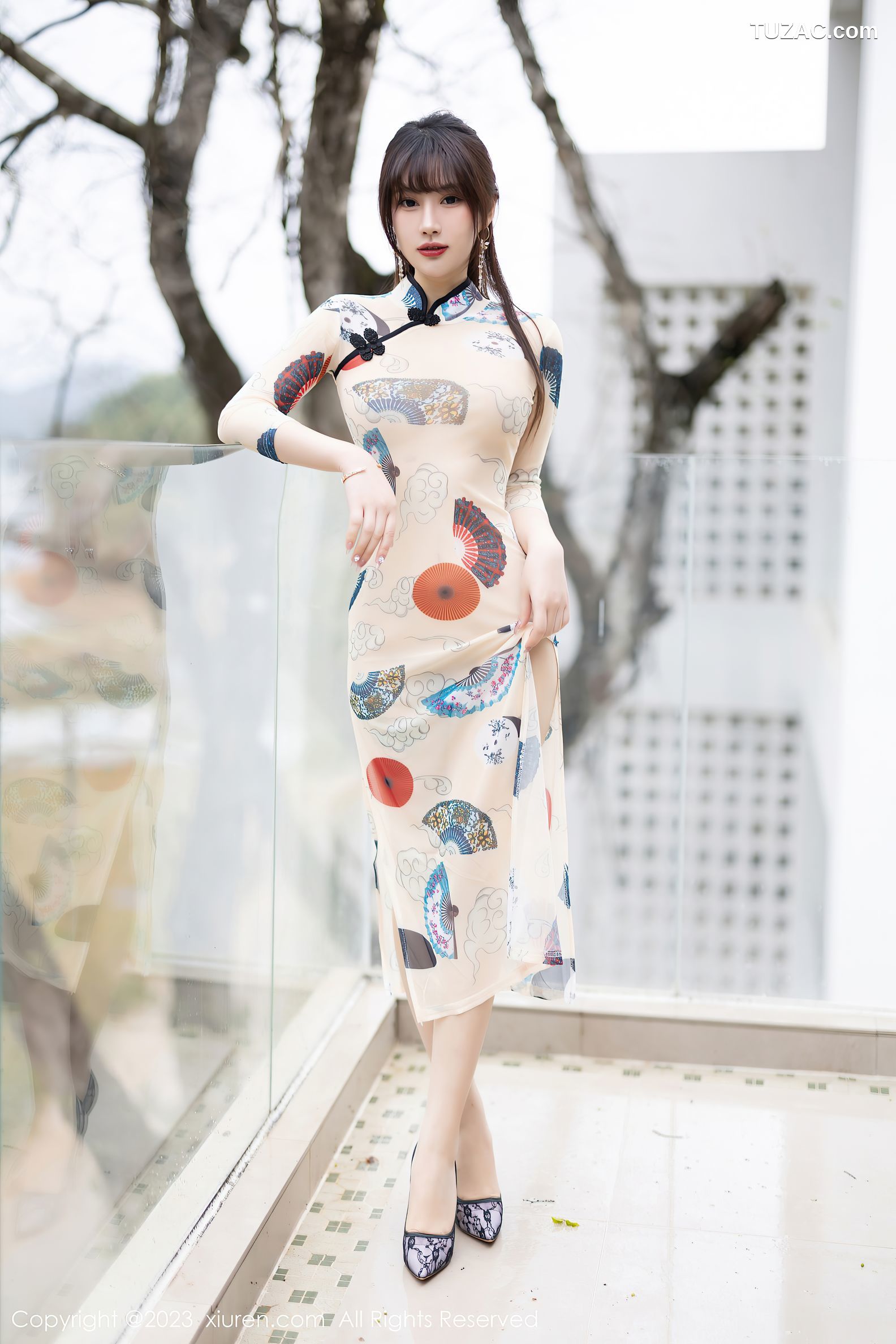 XiuRen秀人网-6831-张欣欣-白色图案旗袍-红色薄纱轻透情趣服-2023.05.31