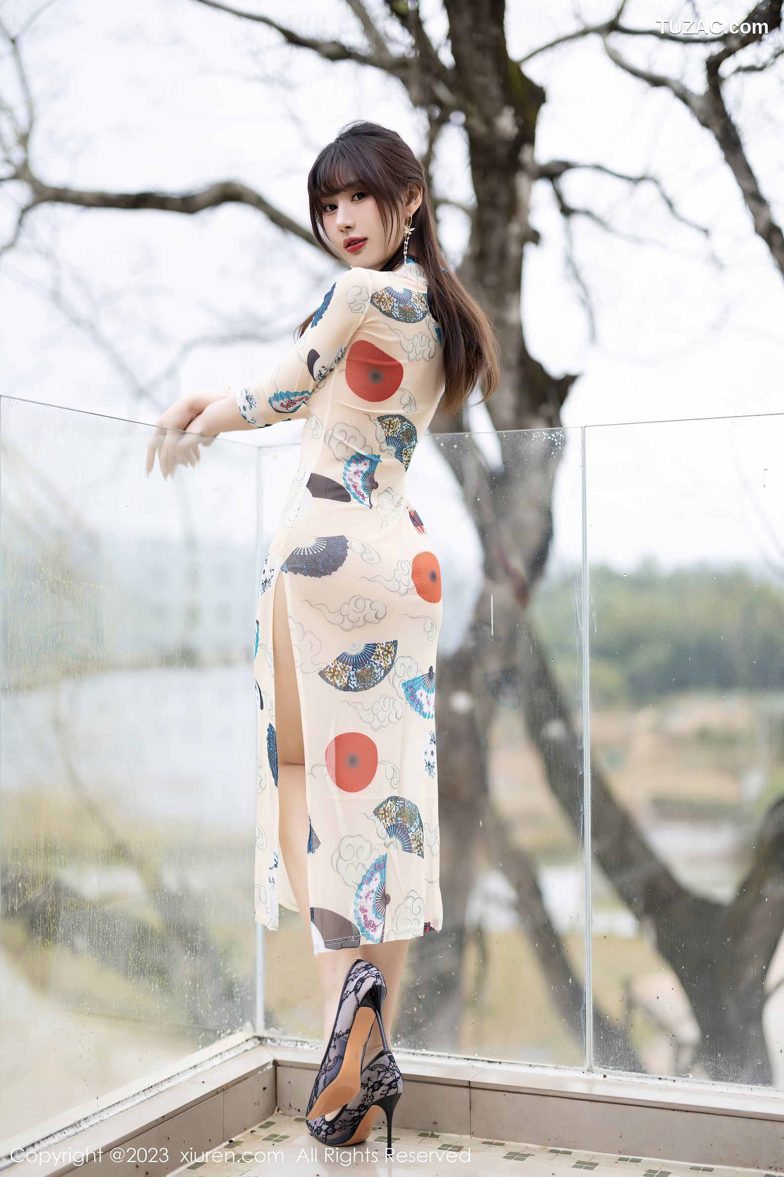 XiuRen秀人网-6831-张欣欣-白色图案旗袍-红色薄纱轻透情趣服-2023.05.31