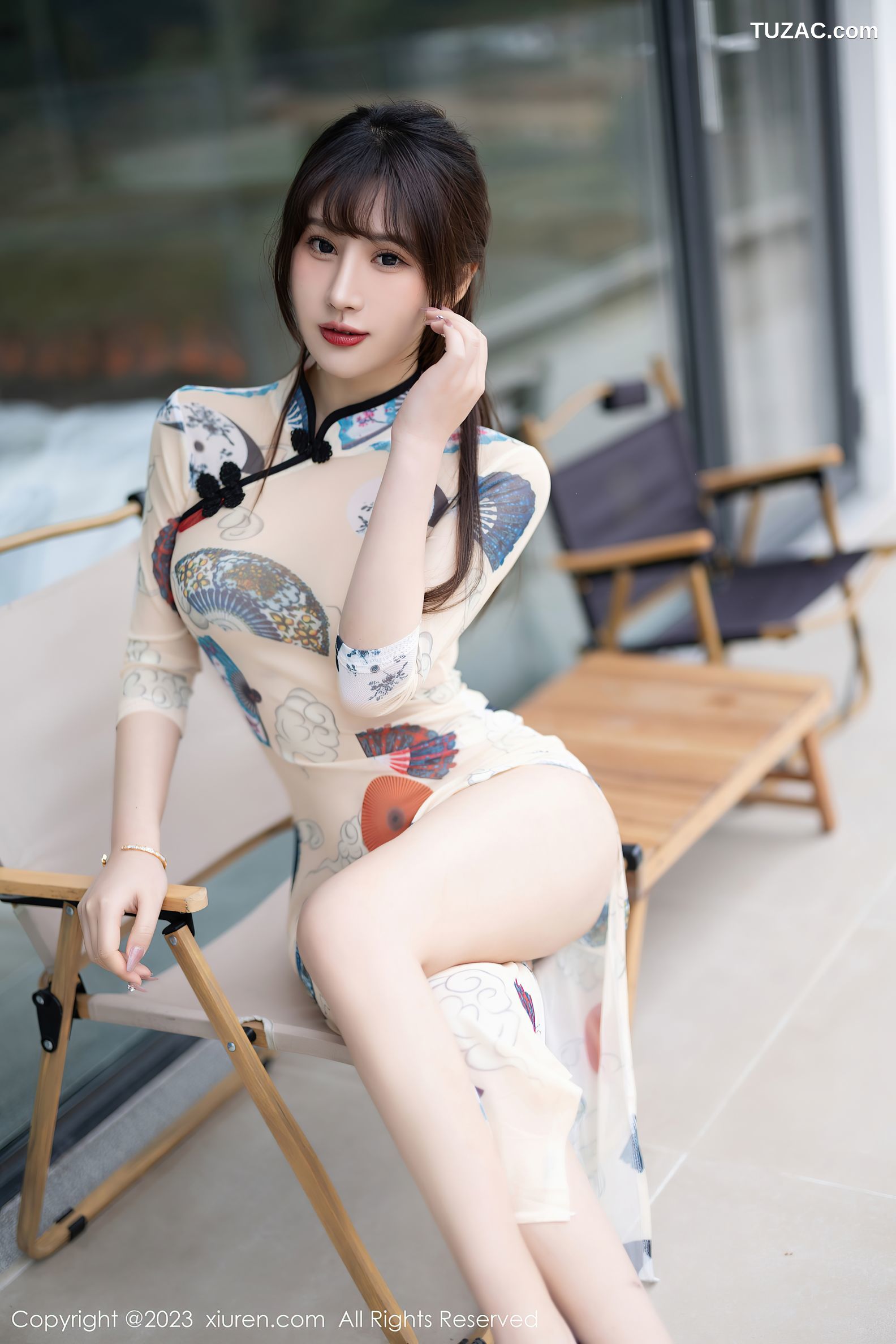 XiuRen秀人网-6831-张欣欣-白色图案旗袍-红色薄纱轻透情趣服-2023.05.31