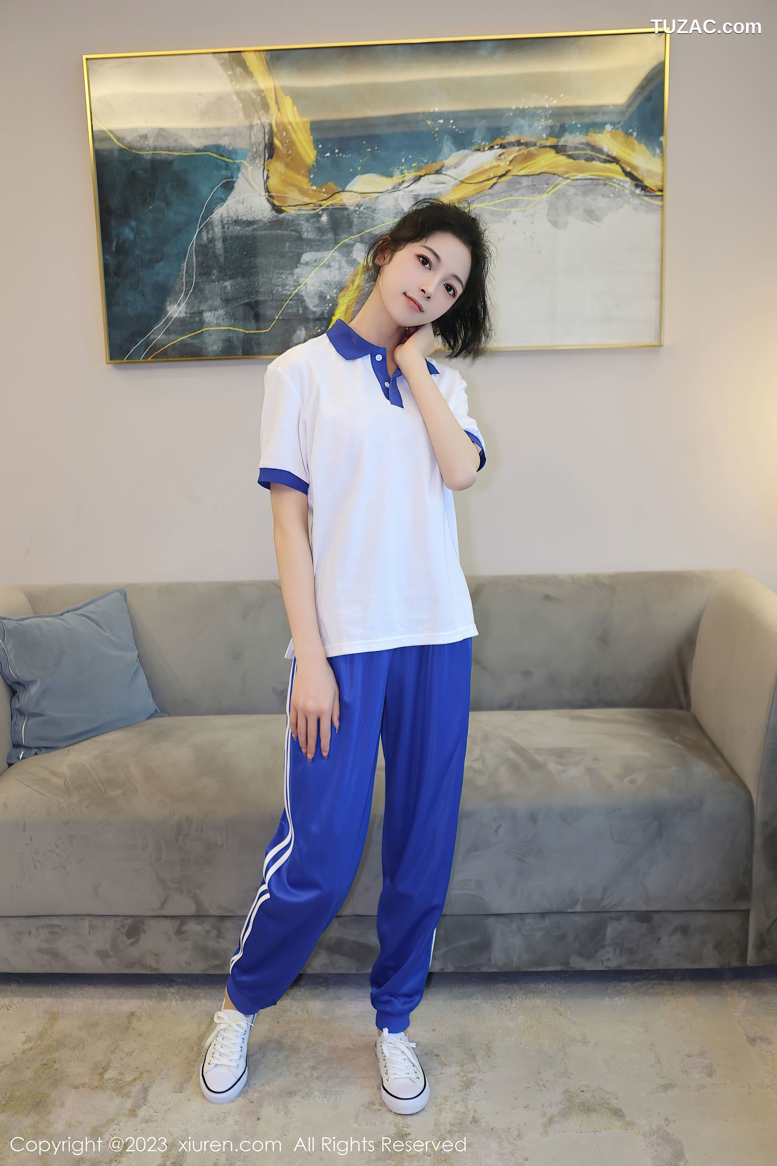 XiuRen秀人网-6855-茜茜Kimi-性感学妹装浅色蕾丝内衣-2023.06.05