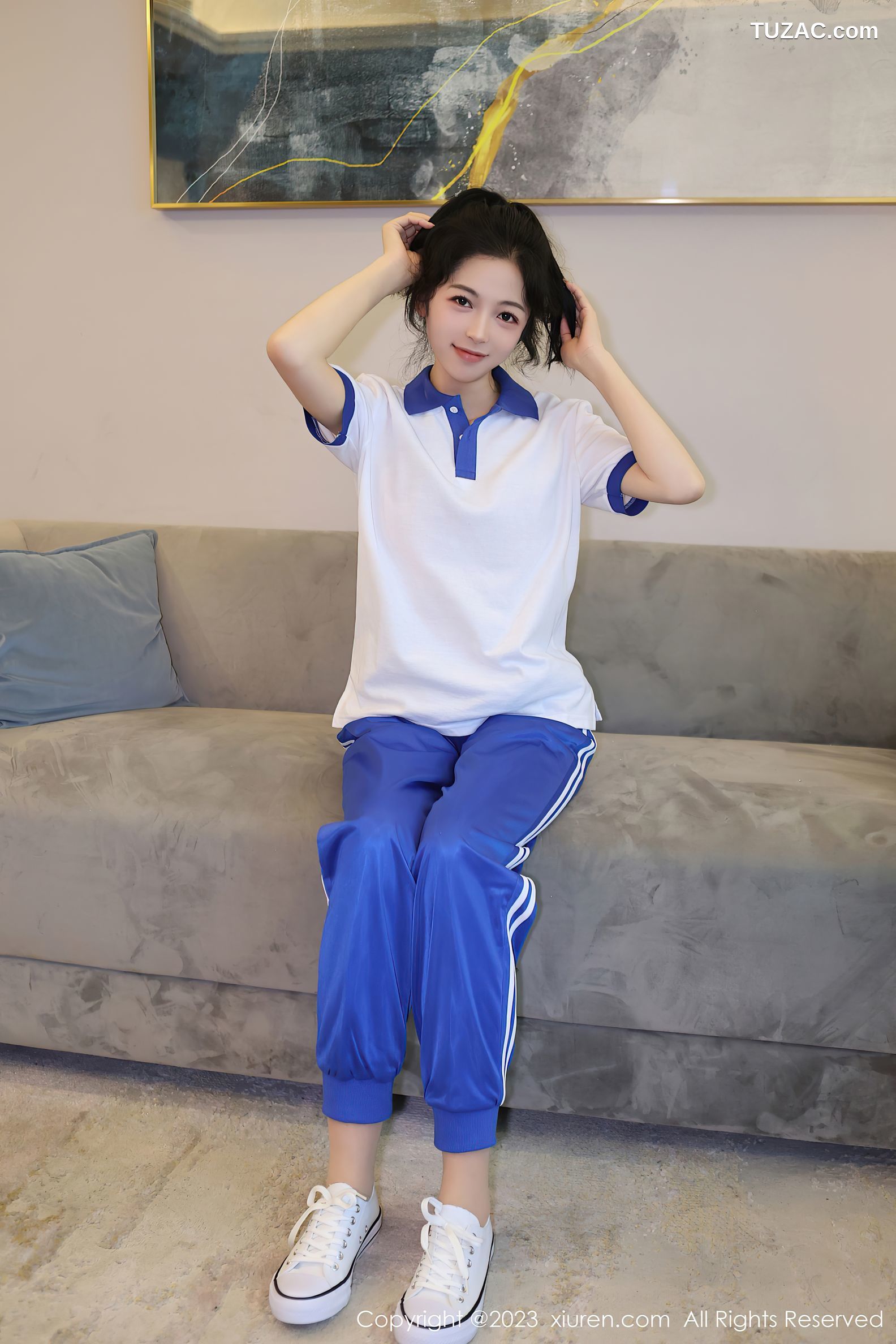 XiuRen秀人网-6855-茜茜Kimi-性感学妹装浅色蕾丝内衣-2023.06.05
