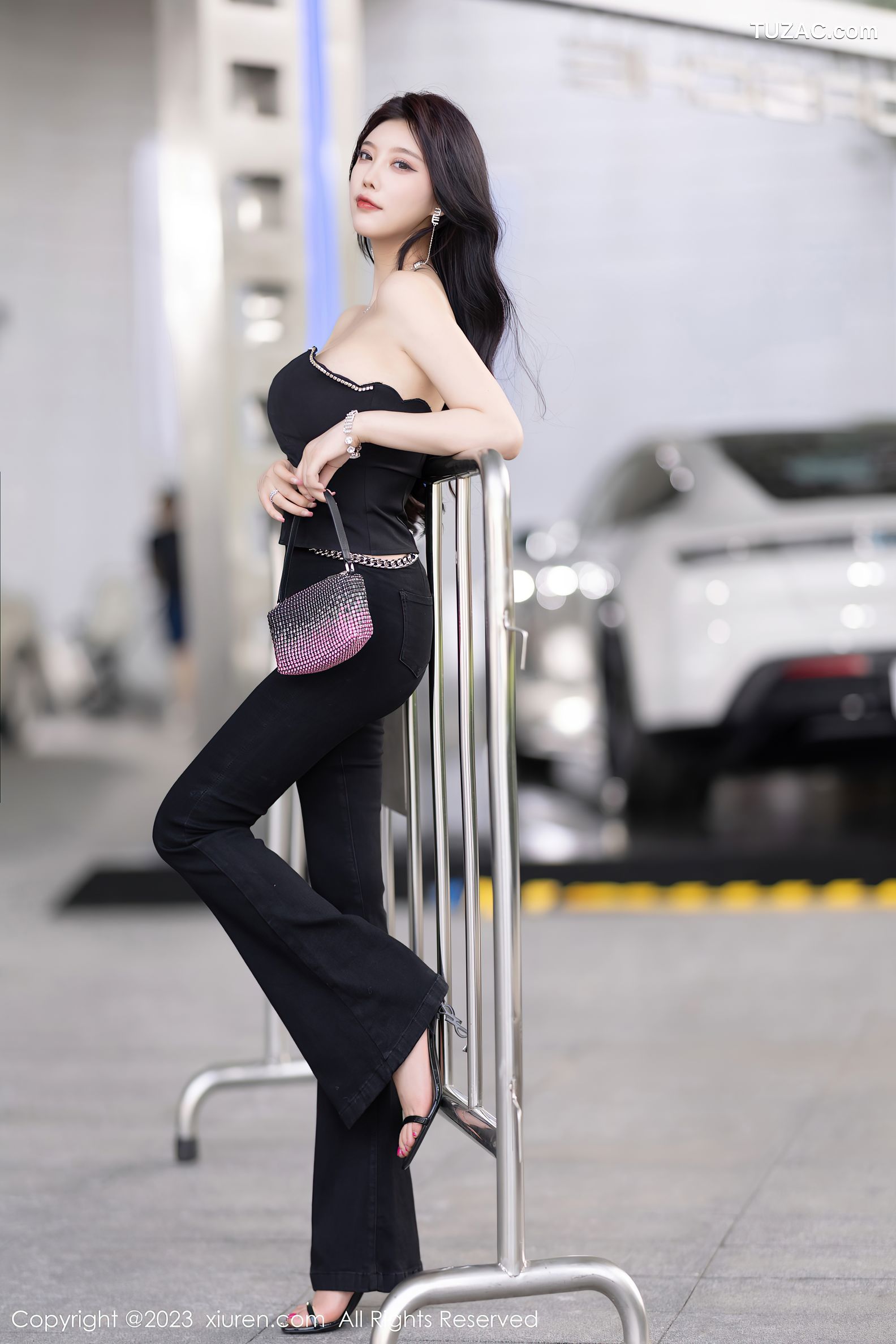 XiuRen秀人网-6866-杨晨晨Yome-轻透蕾丝连体衣-2023.06.06