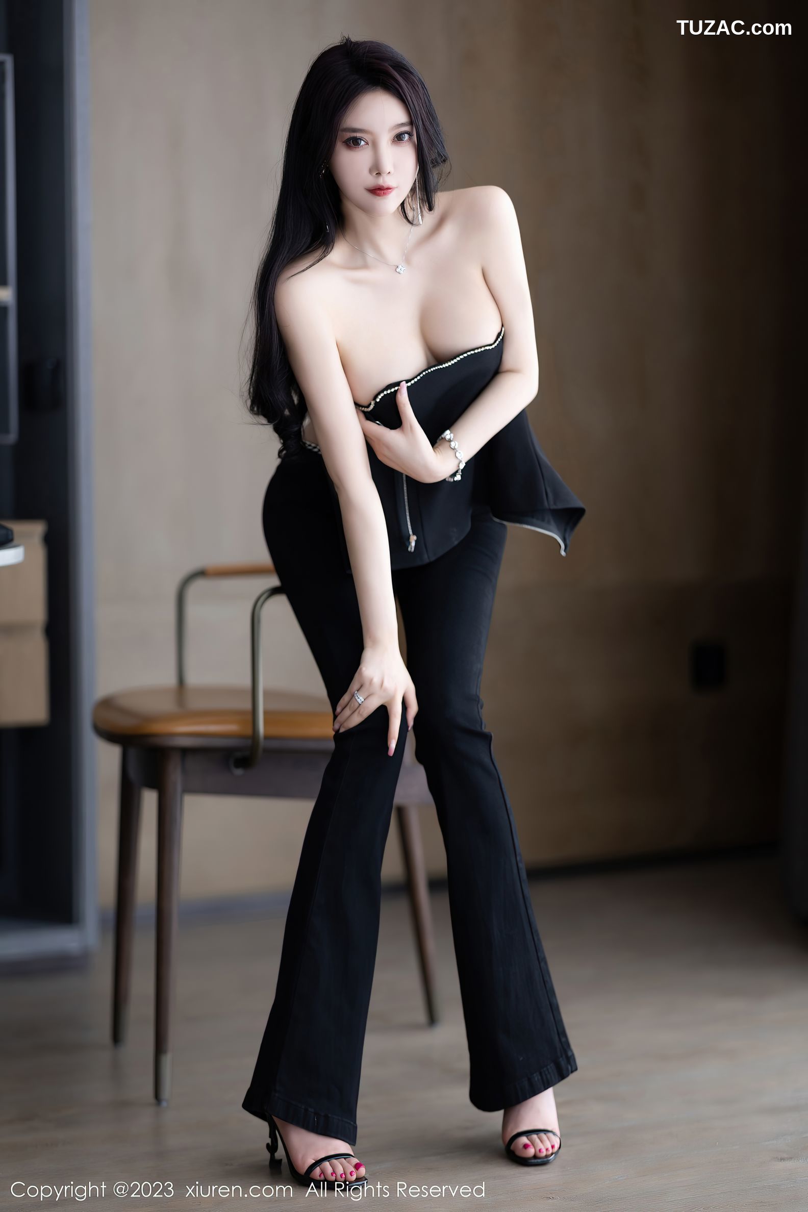 XiuRen秀人网-6866-杨晨晨Yome-轻透蕾丝连体衣-2023.06.06
