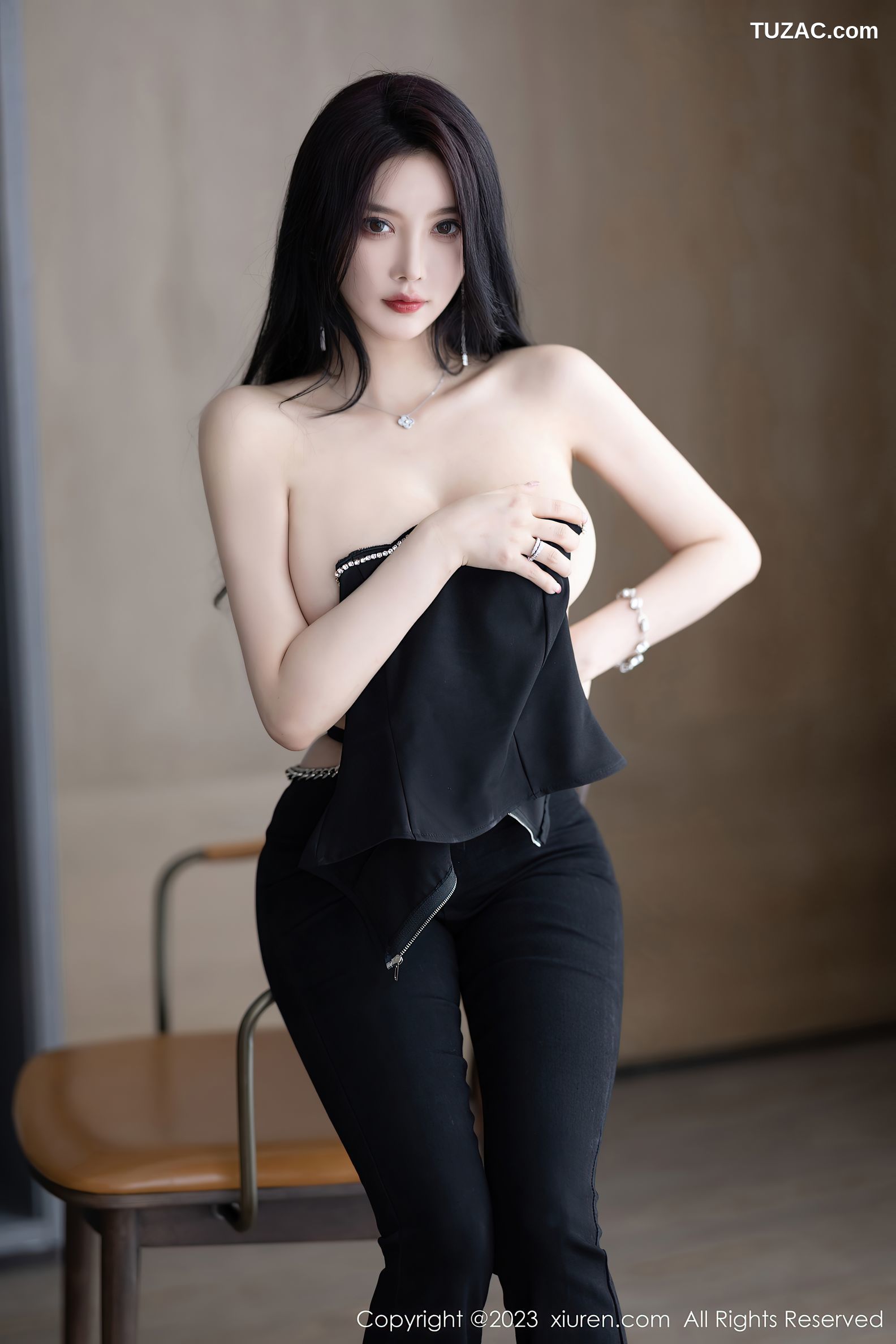 XiuRen秀人网-6866-杨晨晨Yome-轻透蕾丝连体衣-2023.06.06