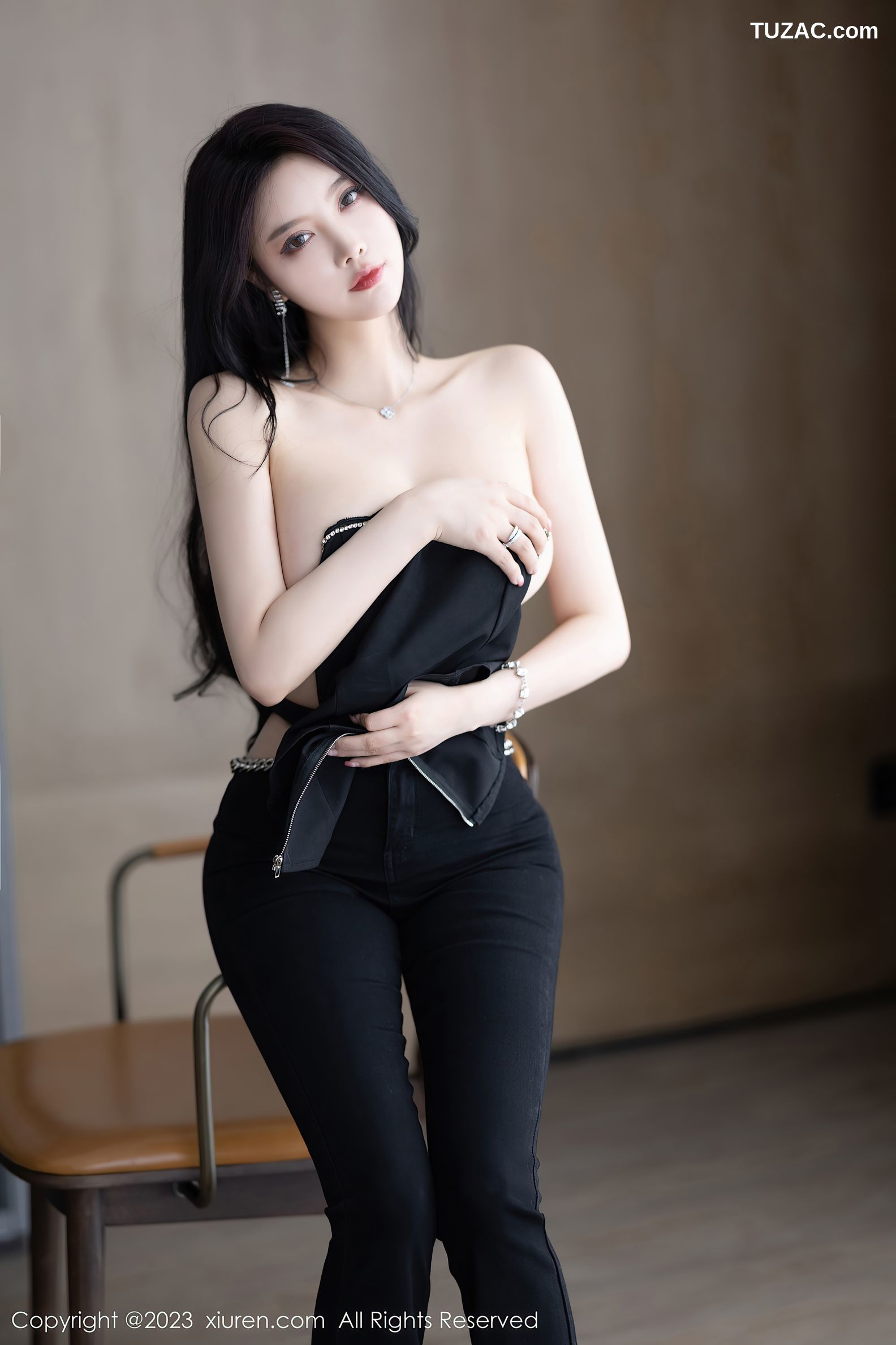 XiuRen秀人网-6866-杨晨晨Yome-轻透蕾丝连体衣-2023.06.06