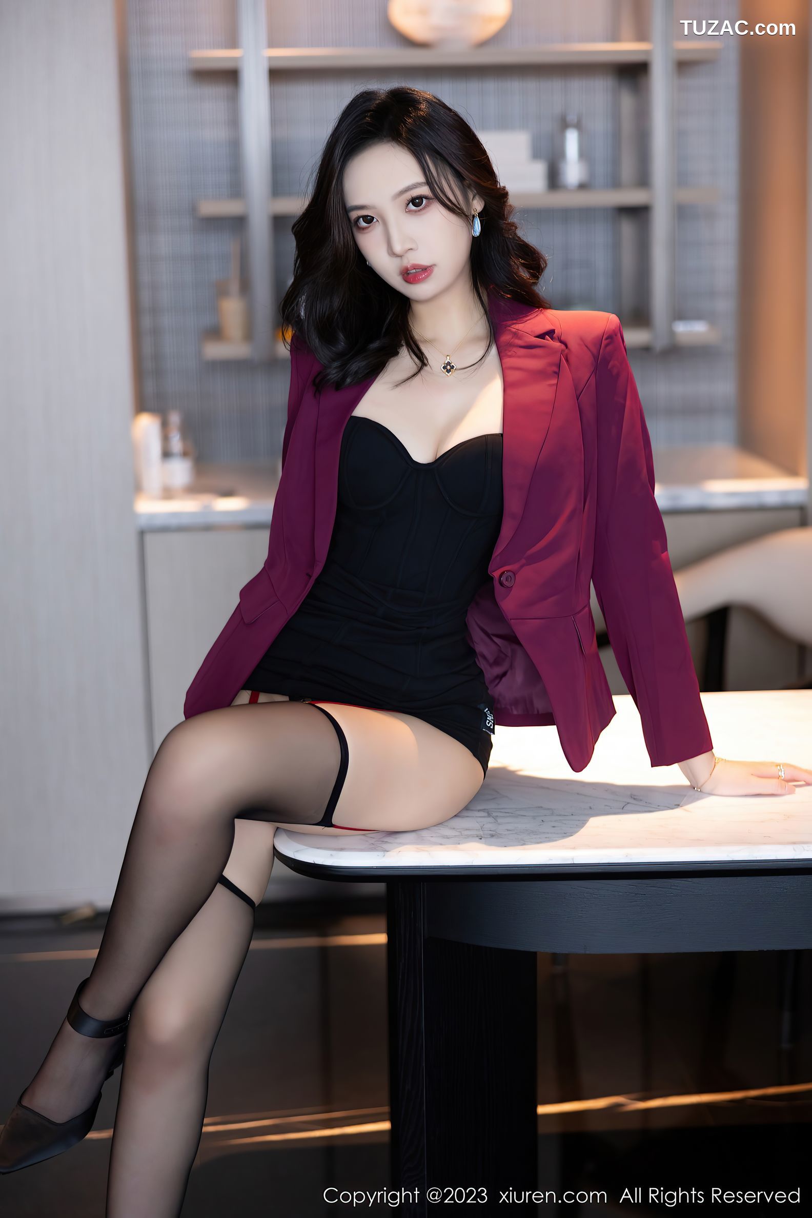 XiuRen秀人网-6870-郑颖姗Bev-性感OL装薄透连体黑丝-2023.06.07