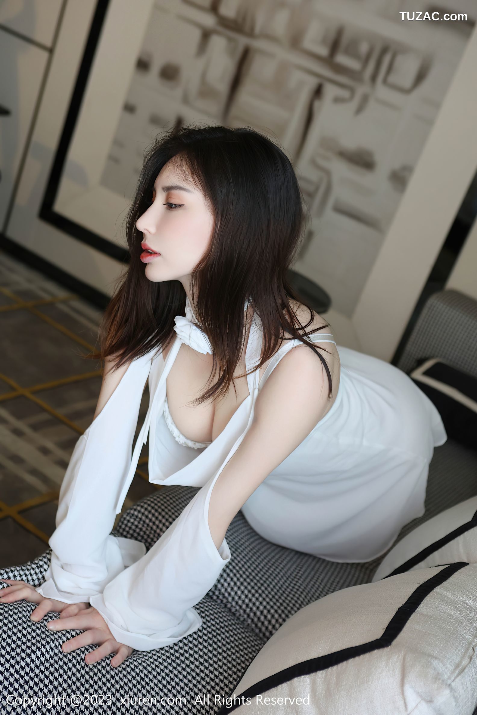 XiuRen秀人网-6877-王曼柔-浴室白色薄透连衣短裙-2023.06.08