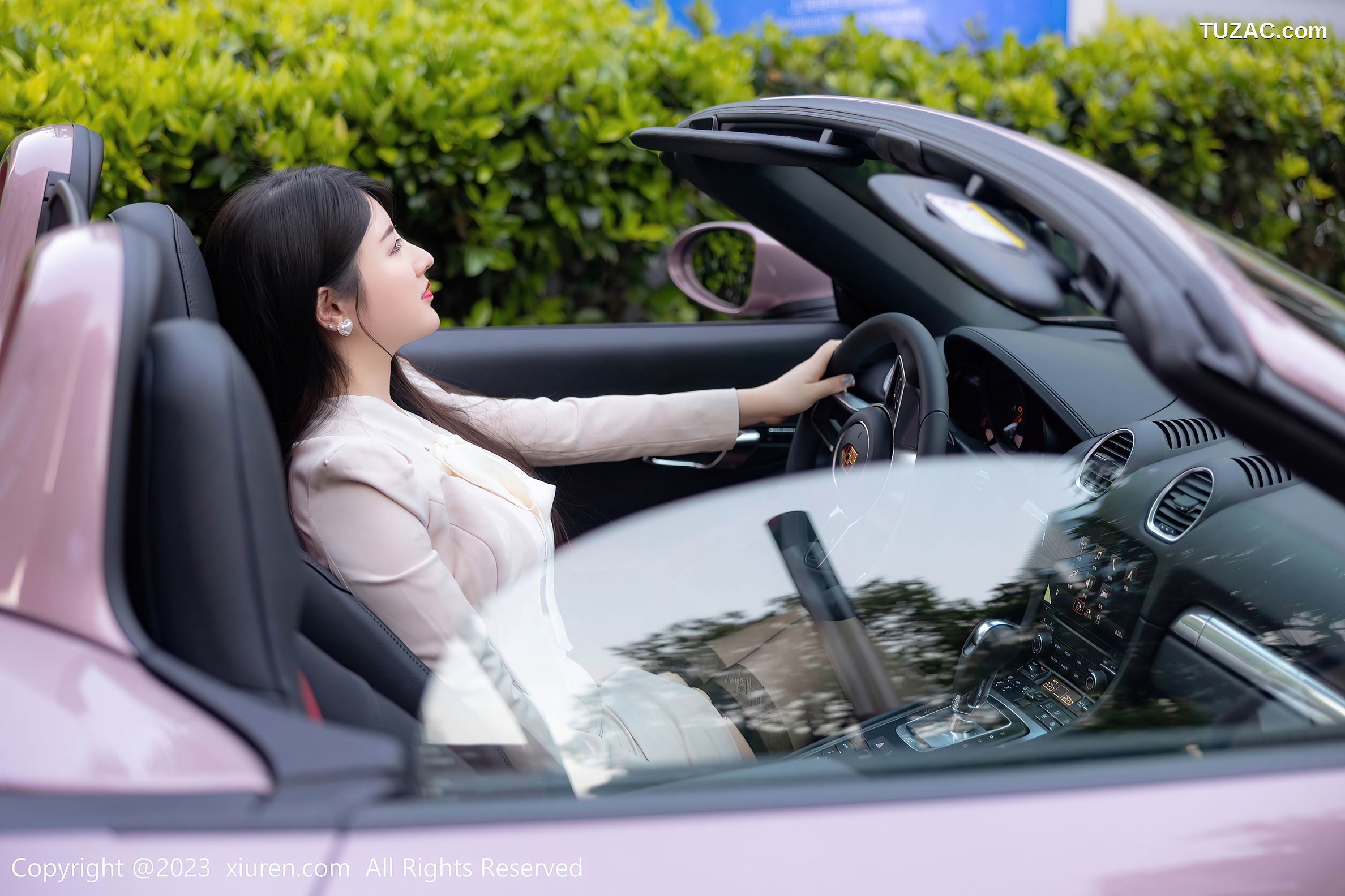 XiuRen秀人网-6879-诗诗kiki-浅色OL服饰性感浅灰内衣-2023.06.08