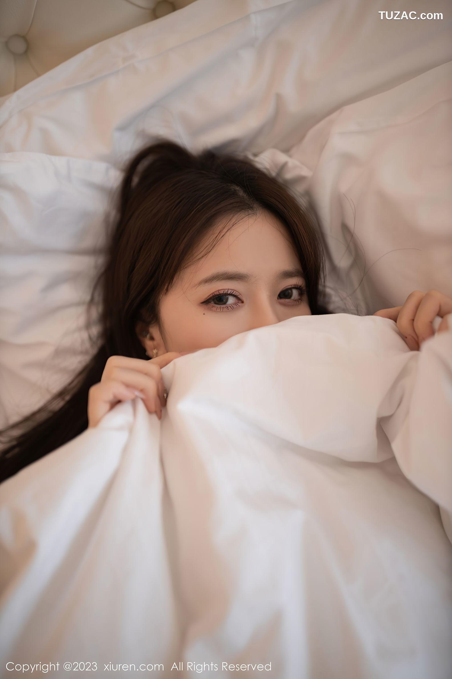 XiuRen秀人网-6893-鱼子酱Fish-墨绿色长旗袍性感内衣-2023.06.09