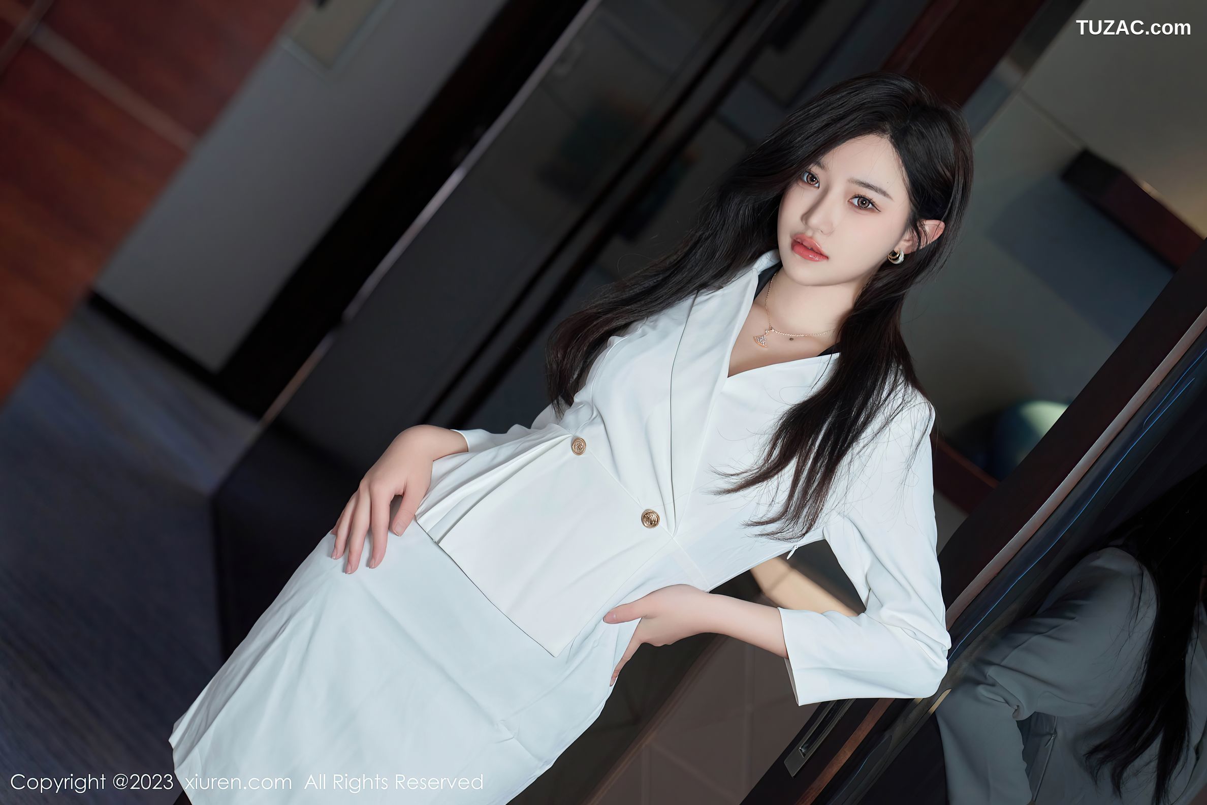 XiuRen秀人网-6900-妙可可Cheese-黑色蕾丝薄纱服-2023.06.12