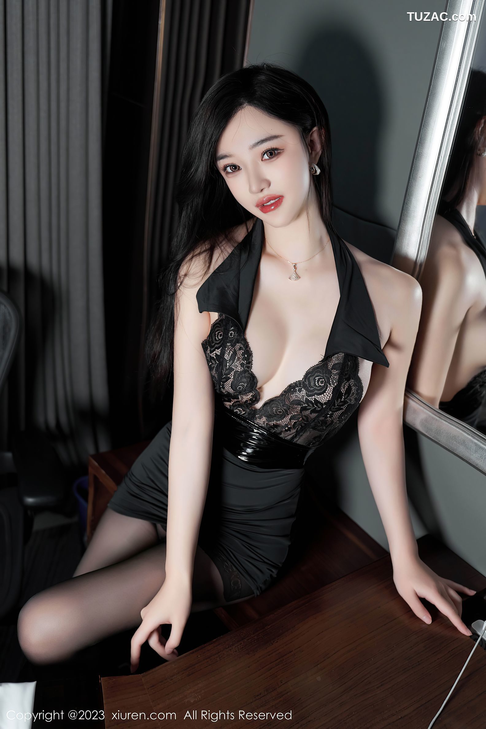 XiuRen秀人网-6900-妙可可Cheese-黑色蕾丝薄纱服-2023.06.12