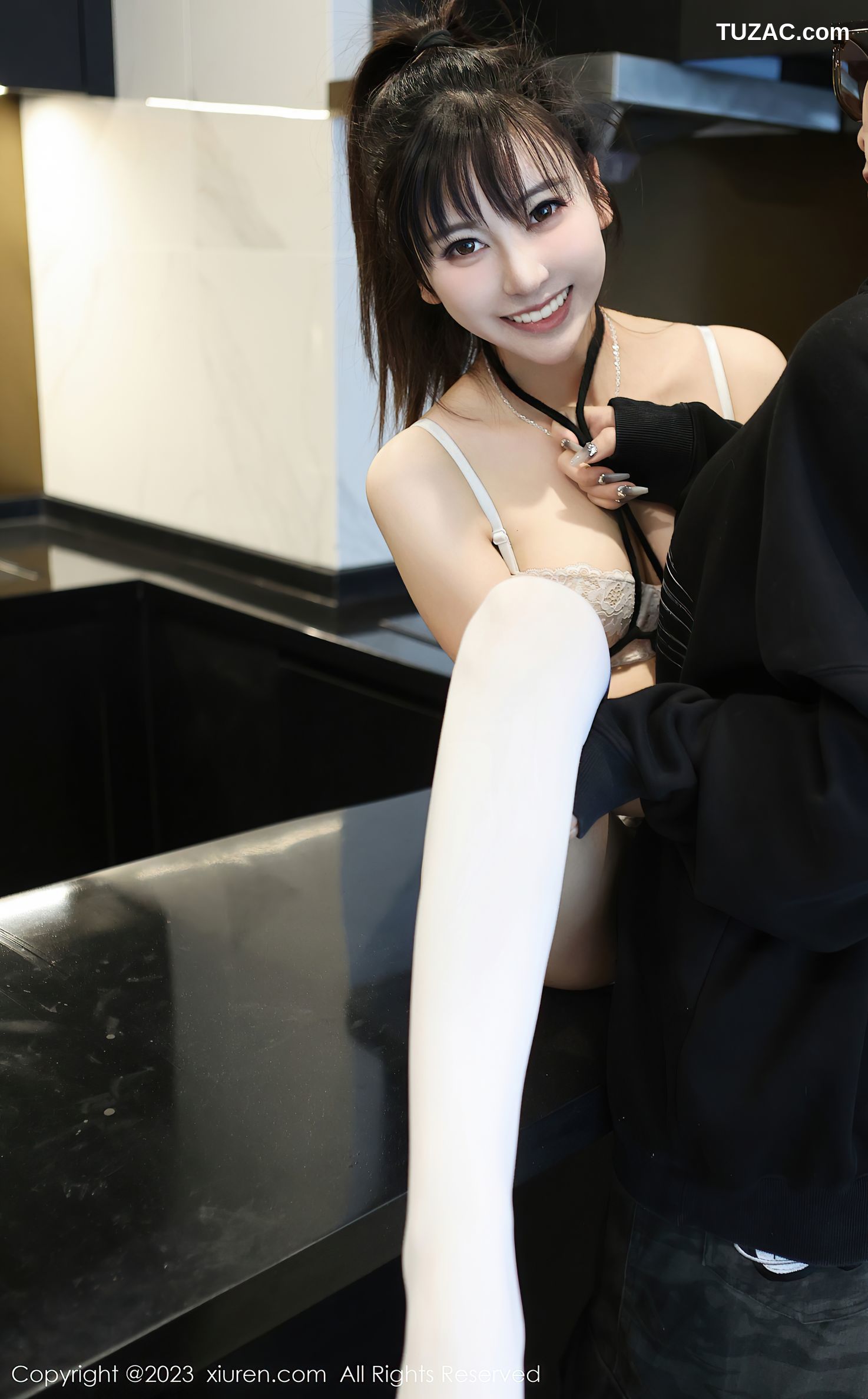 XiuRen秀人网-6909-夏希-白色上衣蓝短裤白色内衣-2023.06.14