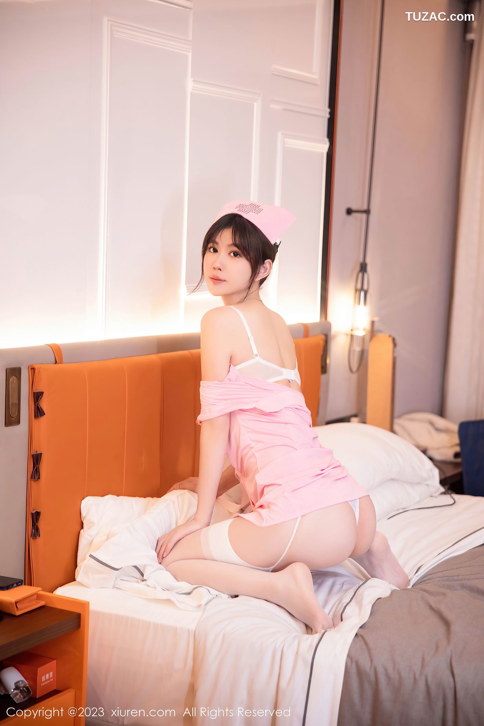 XiuRen秀人网-6910-李雅柔182CM-粉色护士装白色蕾丝内衣-2023.06.14