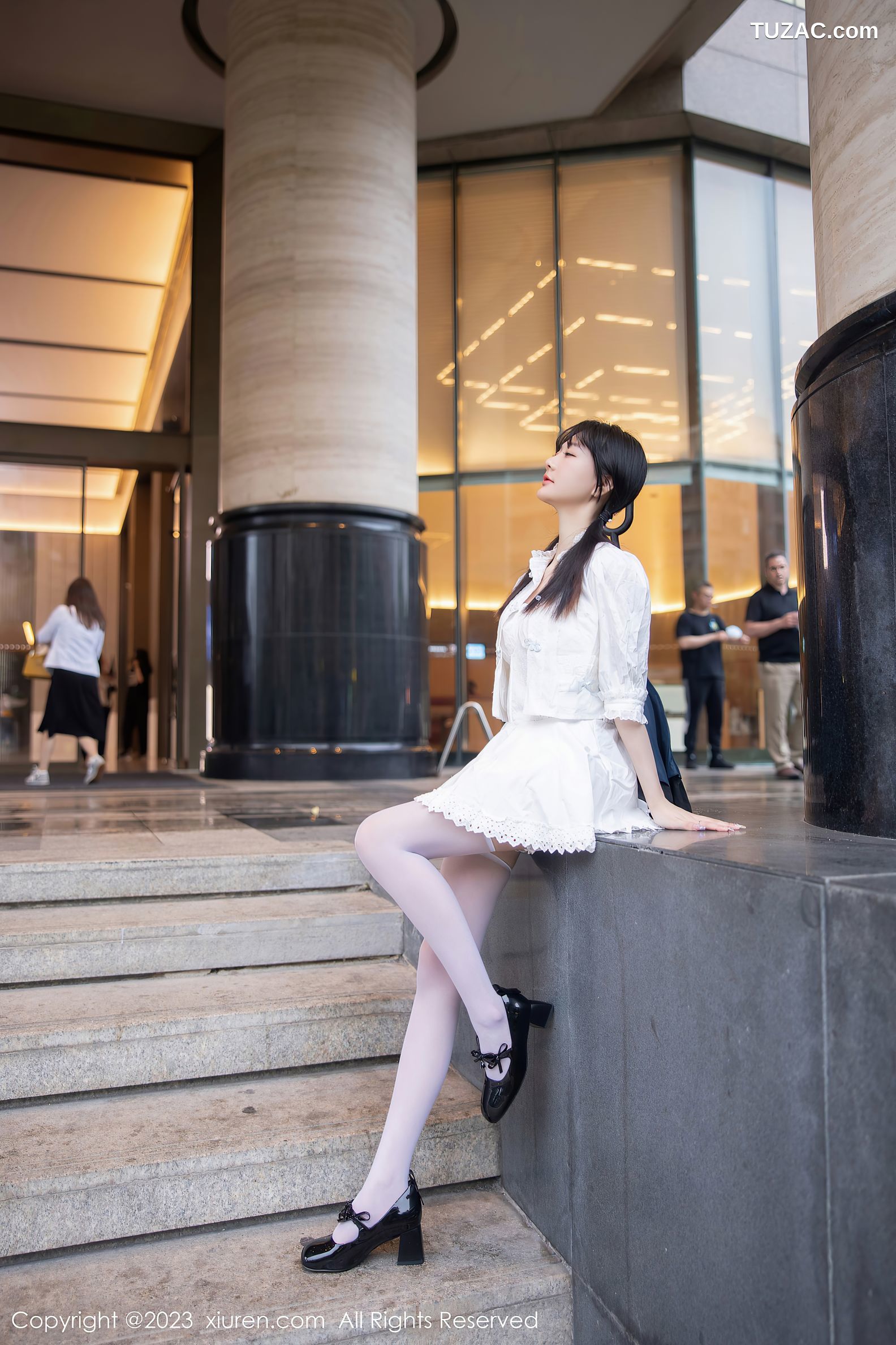 XiuRen秀人网-6933-幼幼-白色连衣短裙粉色情趣内衣-2023.06.16