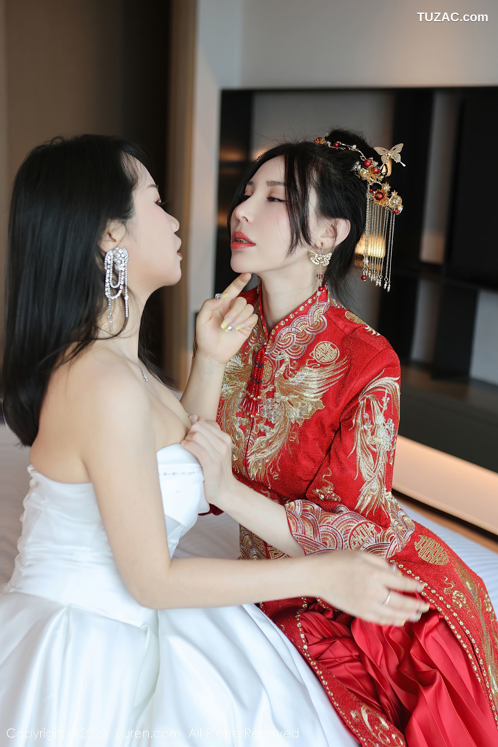 XiuRen秀人网-6957-曼柔-性感内衣原色丝袜-2023.06.21