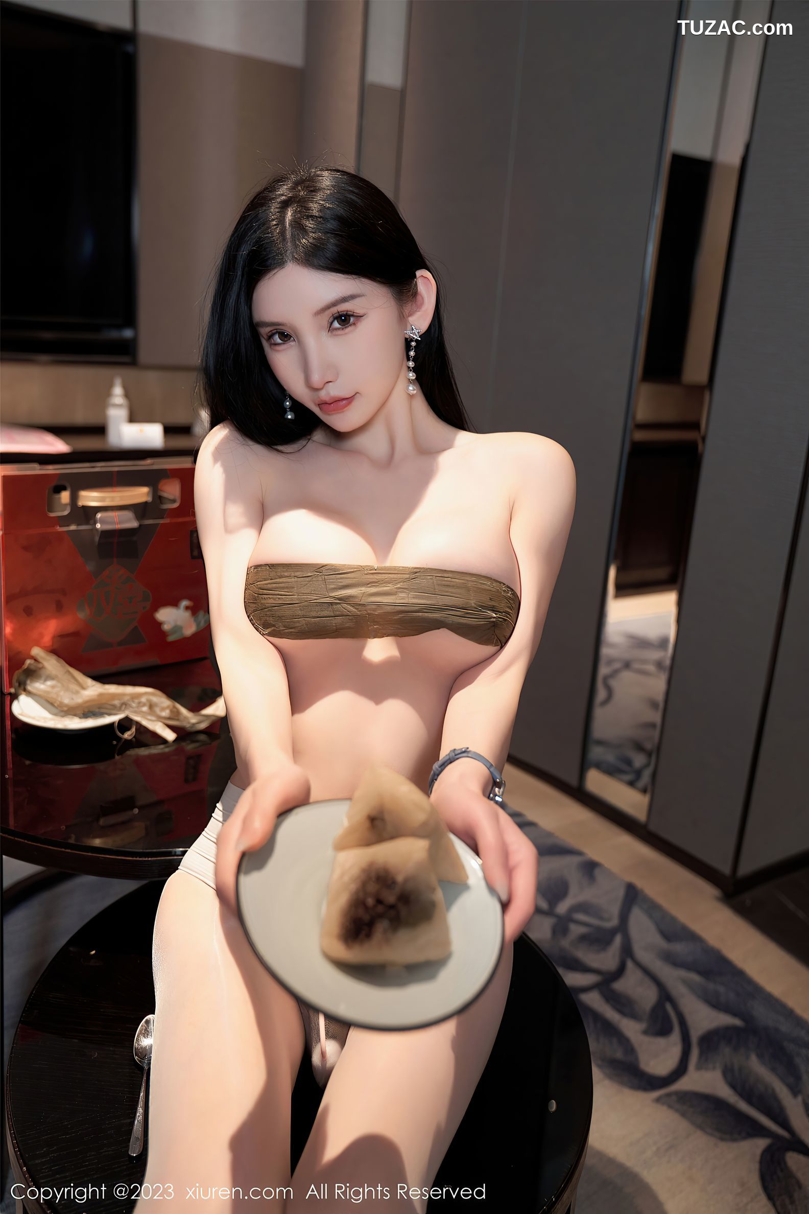 XiuRen秀人网-6963-周于希Sally-端午节剧情白色长裙粽叶裹身-2023.06.21