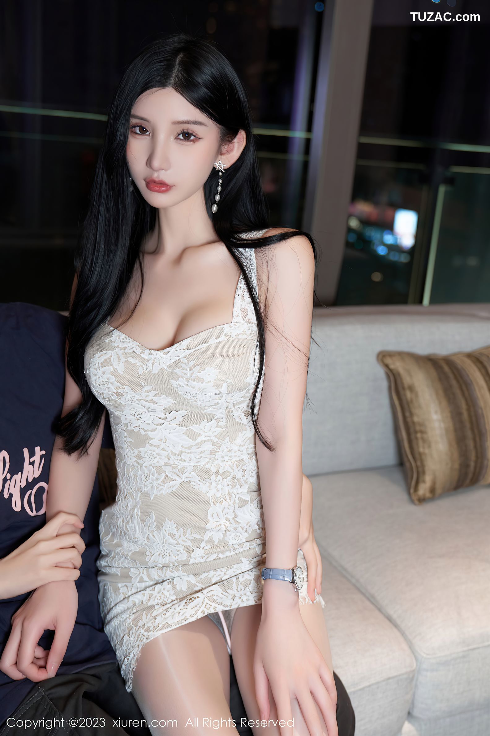 XiuRen秀人网-6963-周于希Sally-端午节剧情白色长裙粽叶裹身-2023.06.21