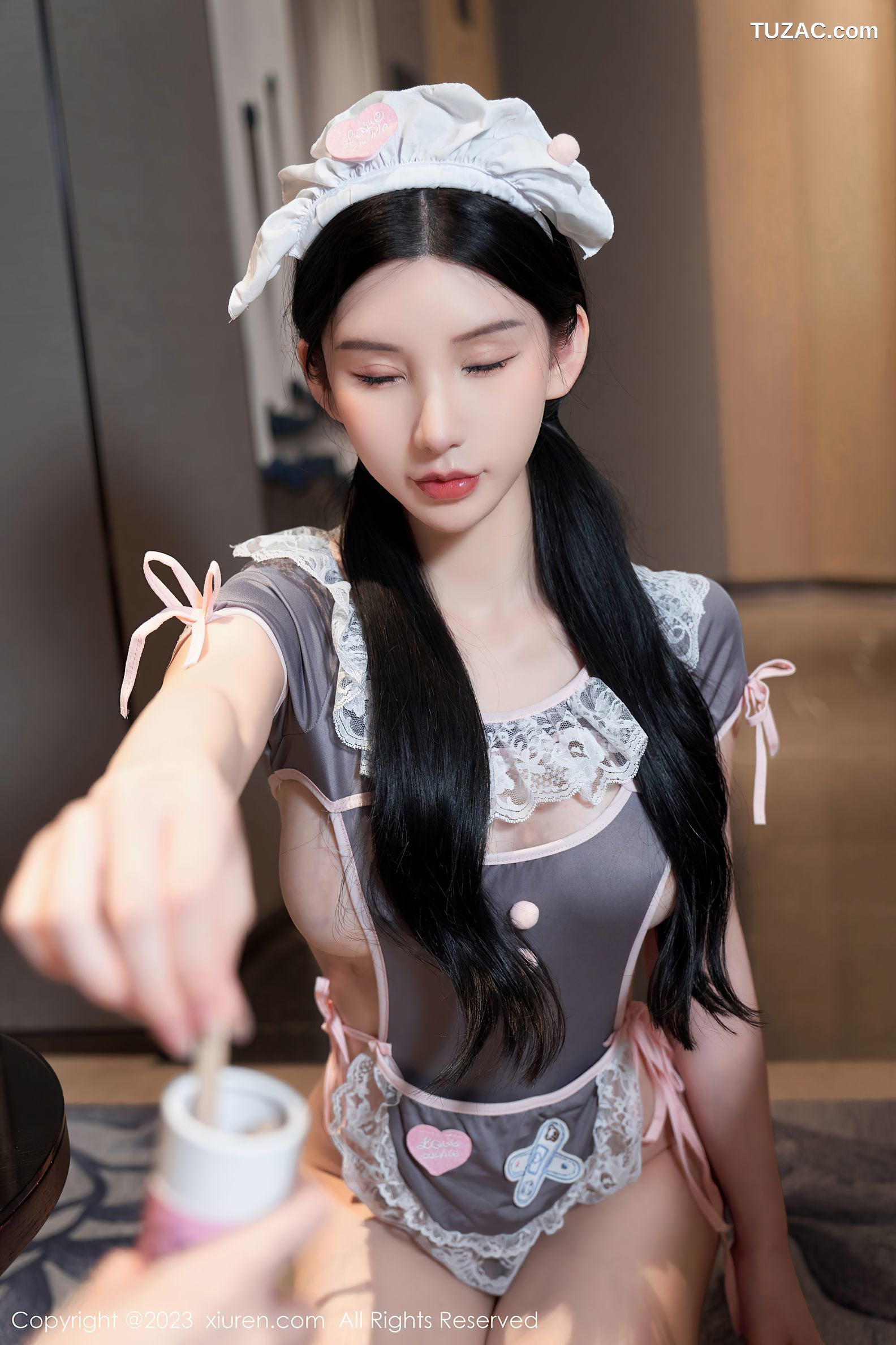 XiuRen秀人网-6963-周于希Sally-端午节剧情白色长裙粽叶裹身-2023.06.21