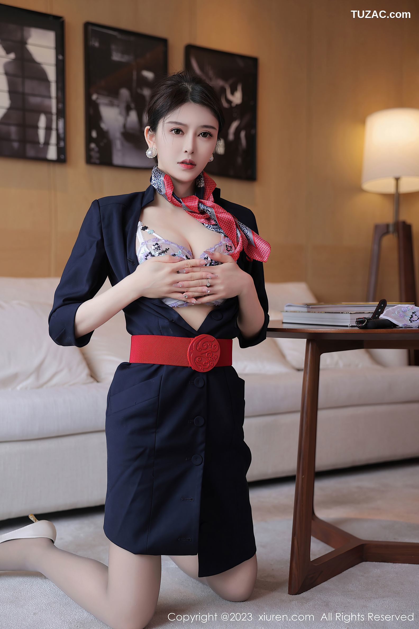 XiuRen秀人网-6966-玉兔miki-深蓝空姐制服性感浅色内衣-2023.06.25